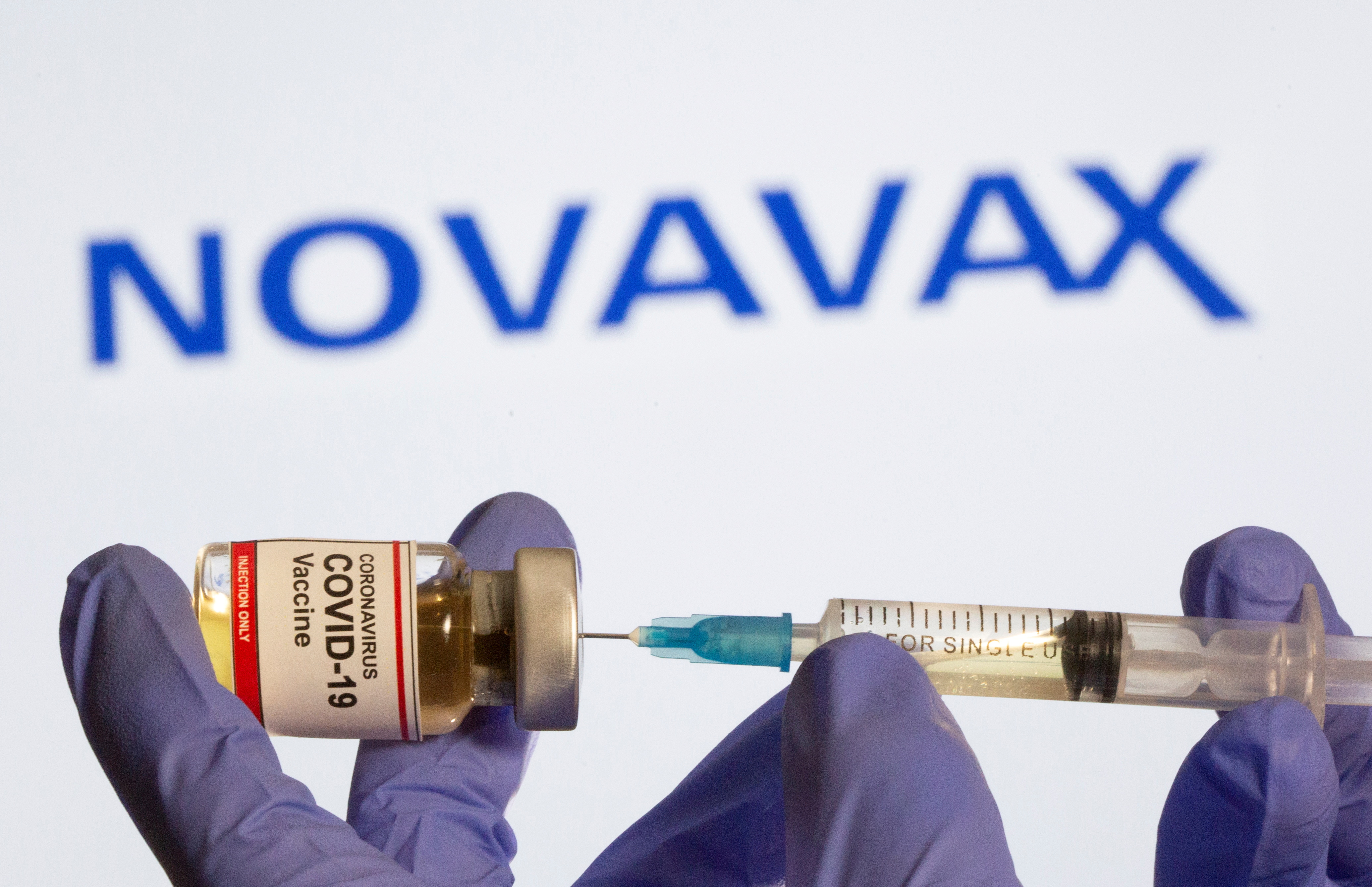 Novavax combined influenza/COVID-19 vaccine shows promise in animal study |  Reuters
