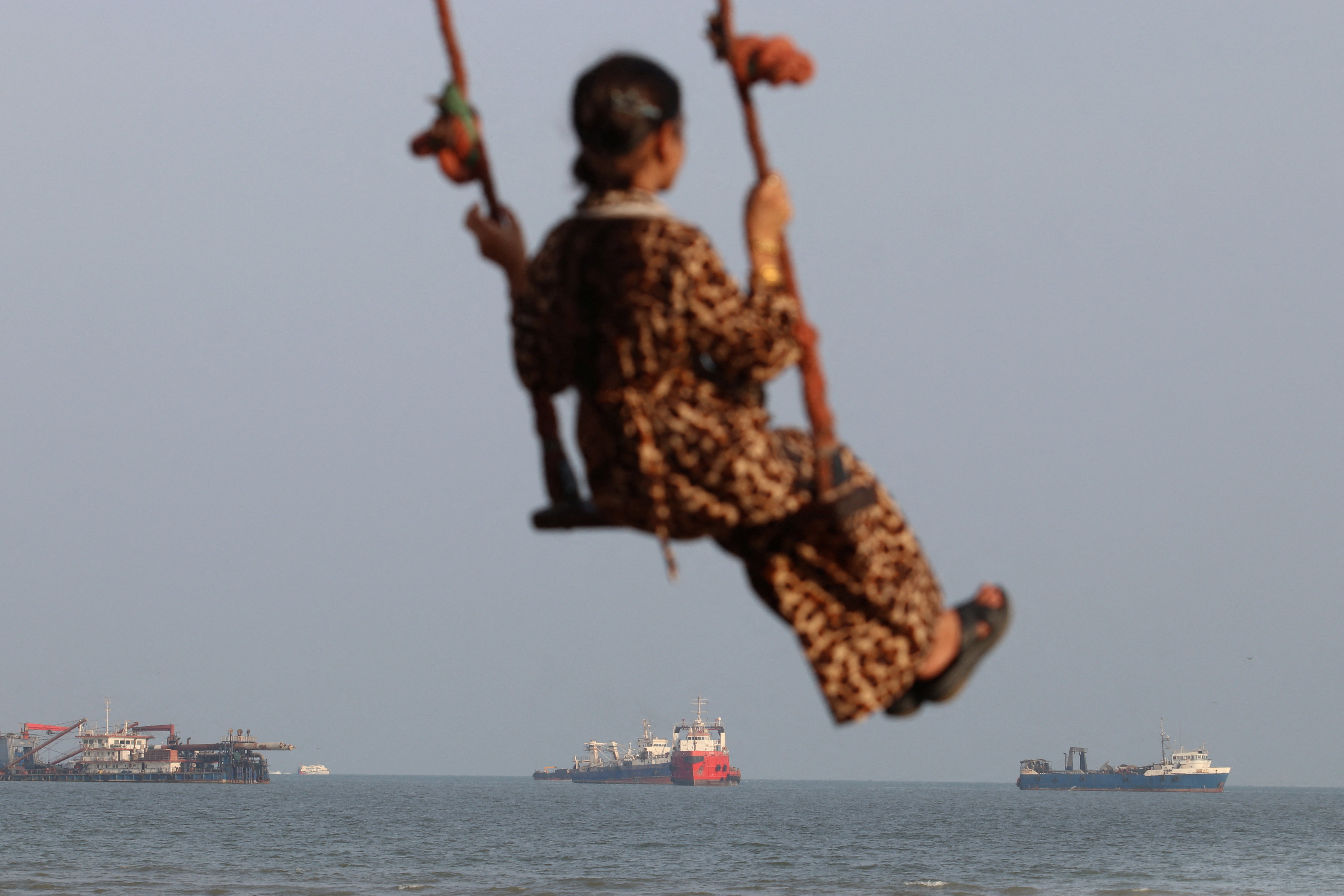 Oil majors weigh spending plans as Iran war boosts expected profits