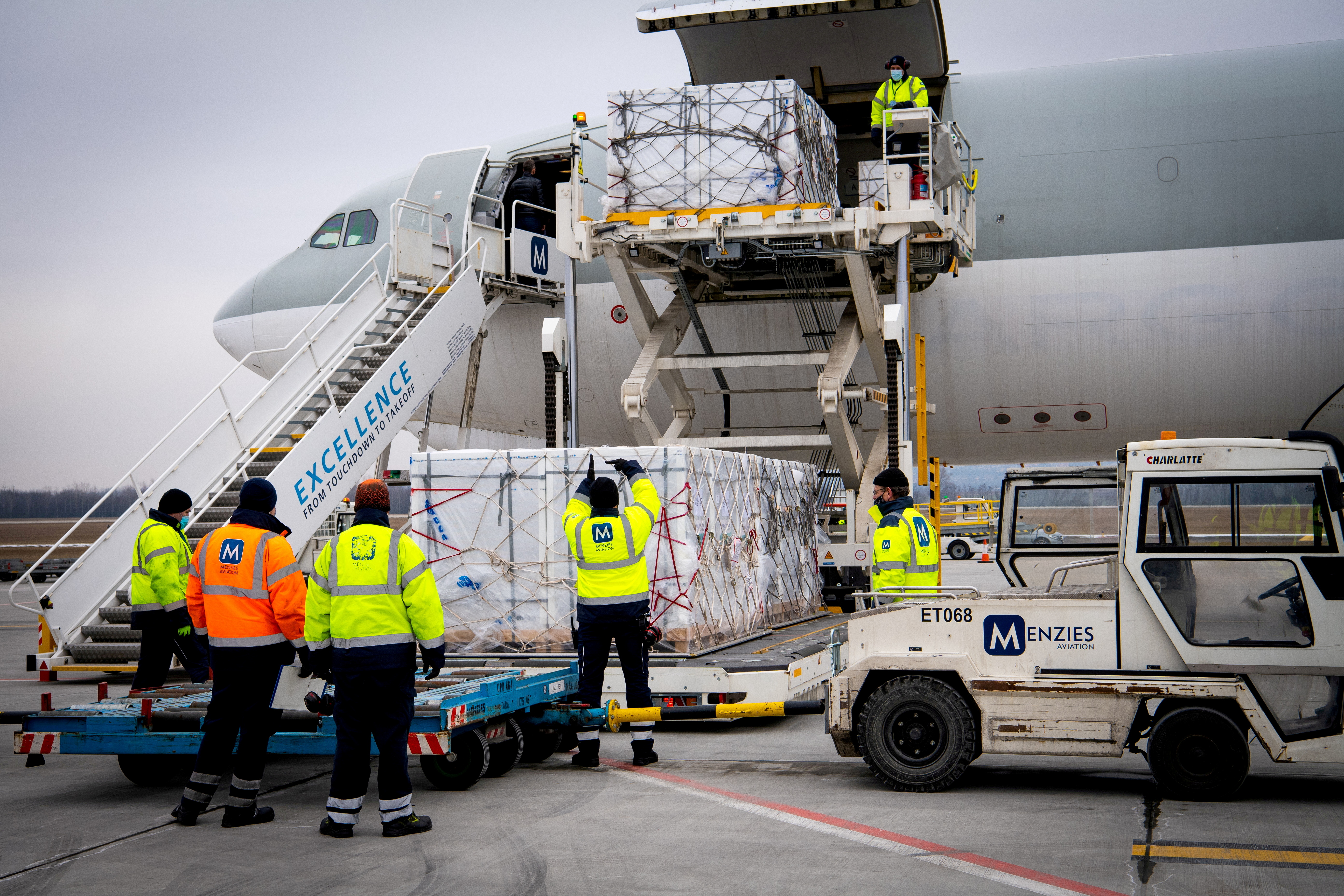 Sinopharm's COVID-19 vaccine shipment arrives at Budapest Airport