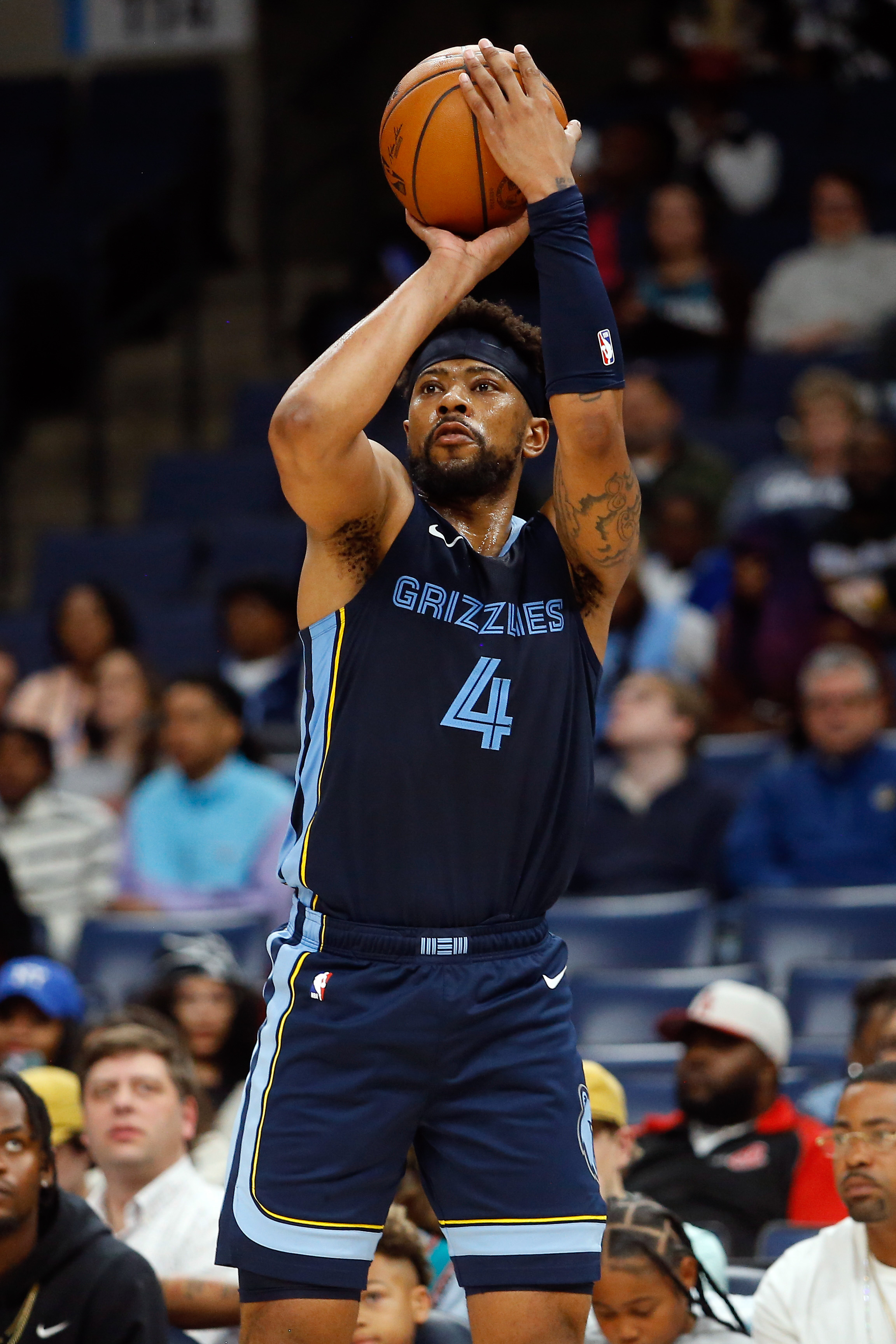 Grizzlies On The Edge: Project 2025'S Impact Unveiled - x9lpb64