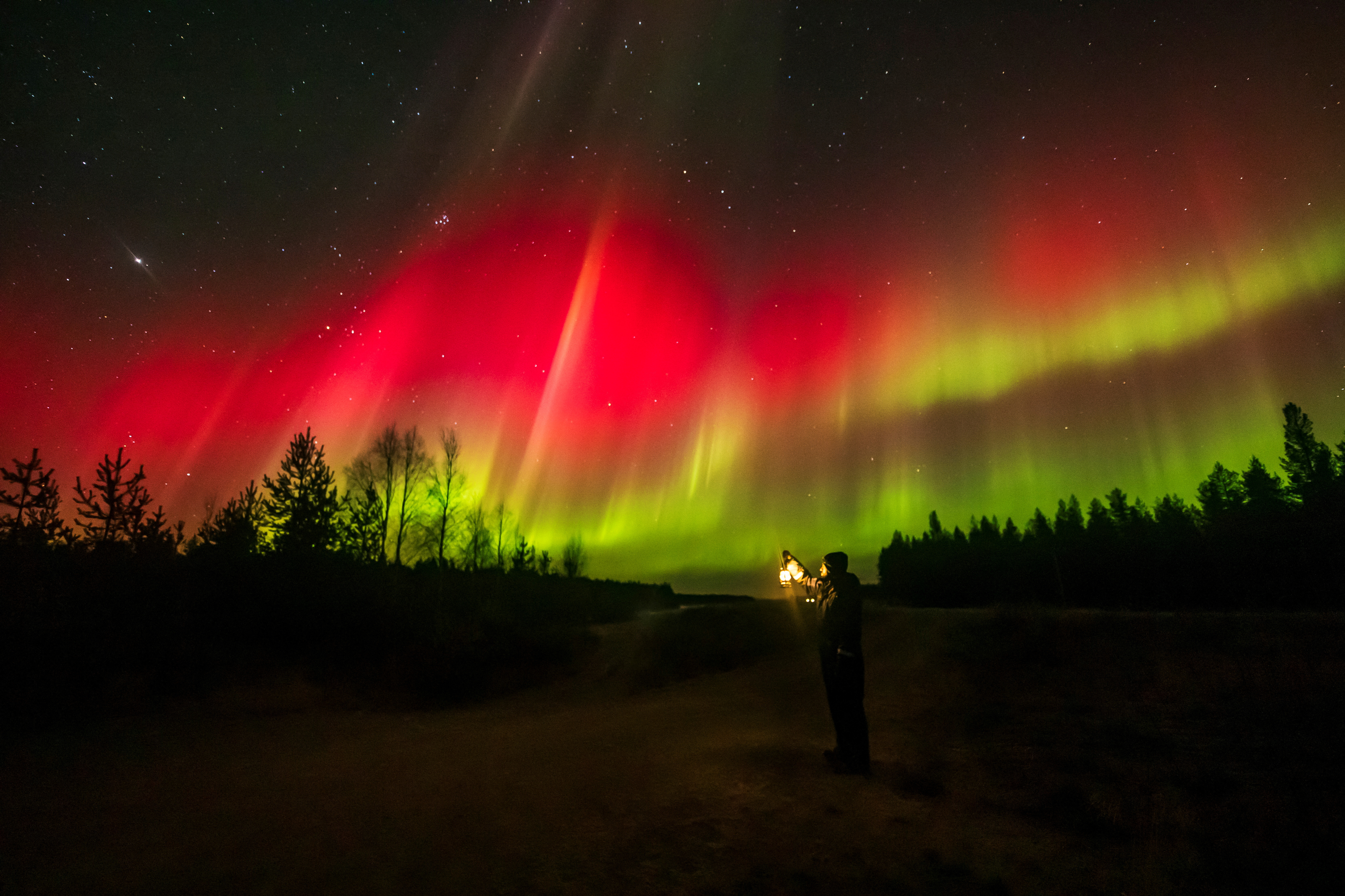 Stunning images of the northern lights - October 8, 2024