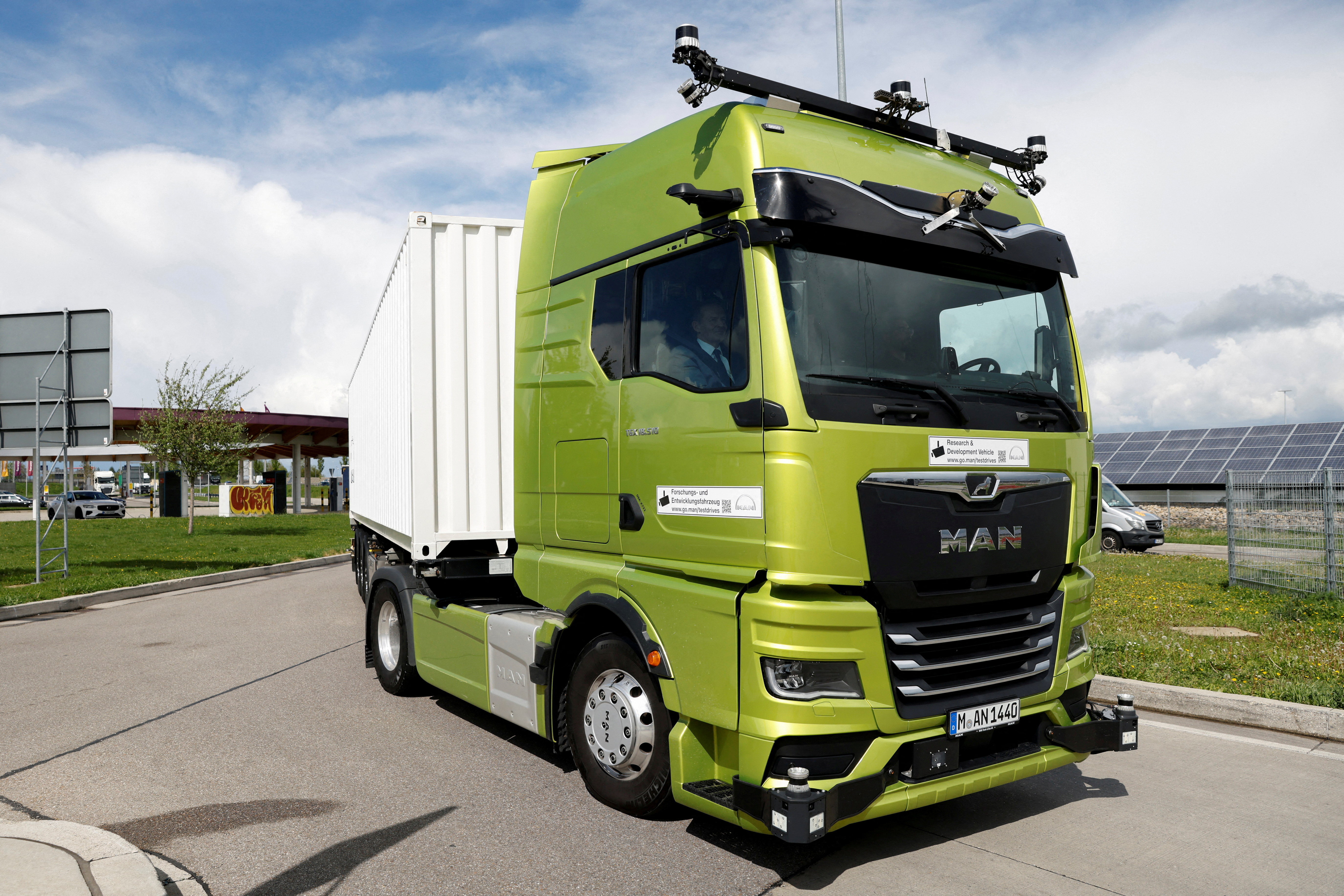 The first public drive of autonomous MAN truck near Munich