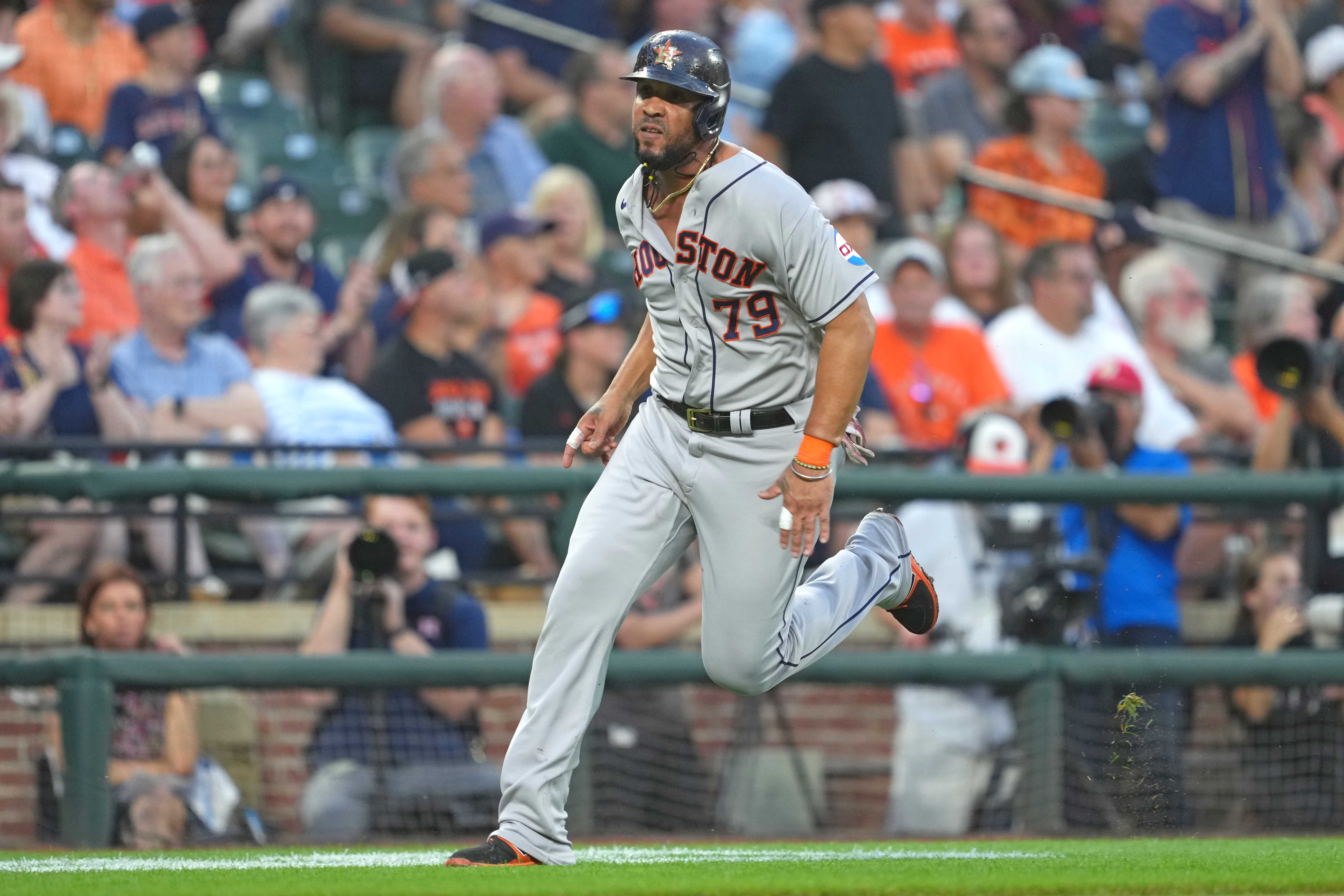 Astros strike early, coast past O's