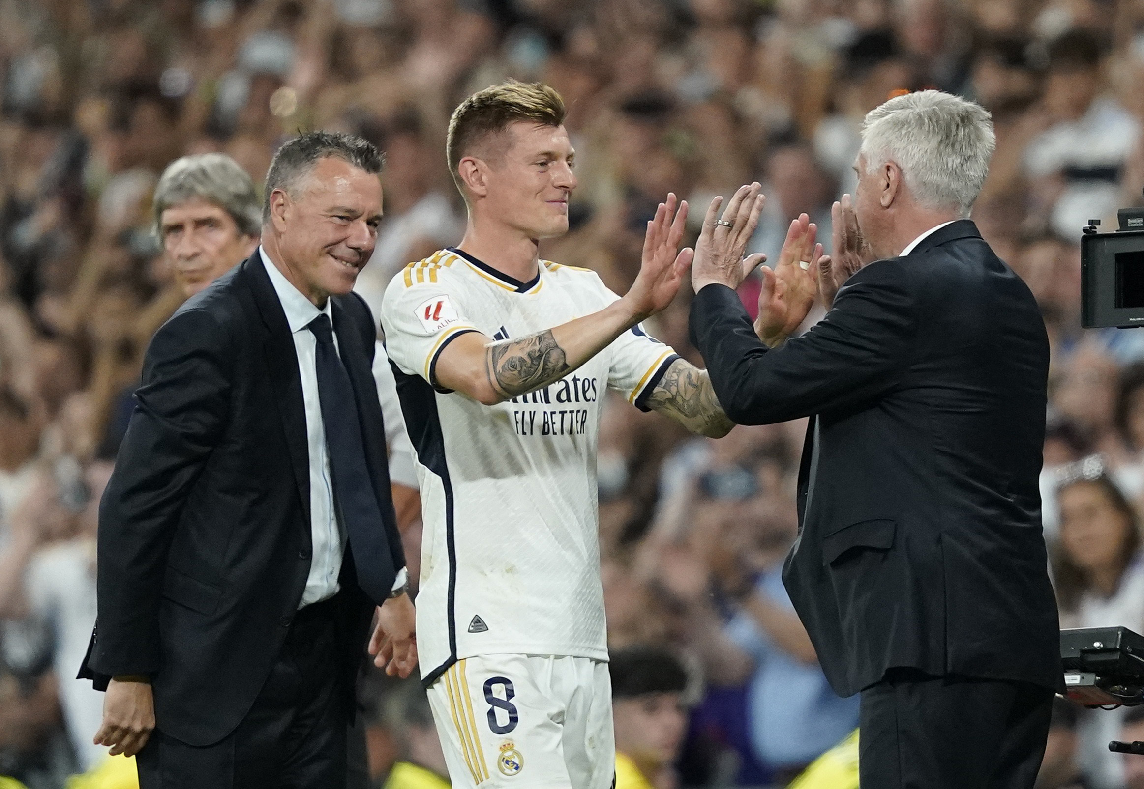 Kroos will leave at the top, Ancelotti says | Reuters