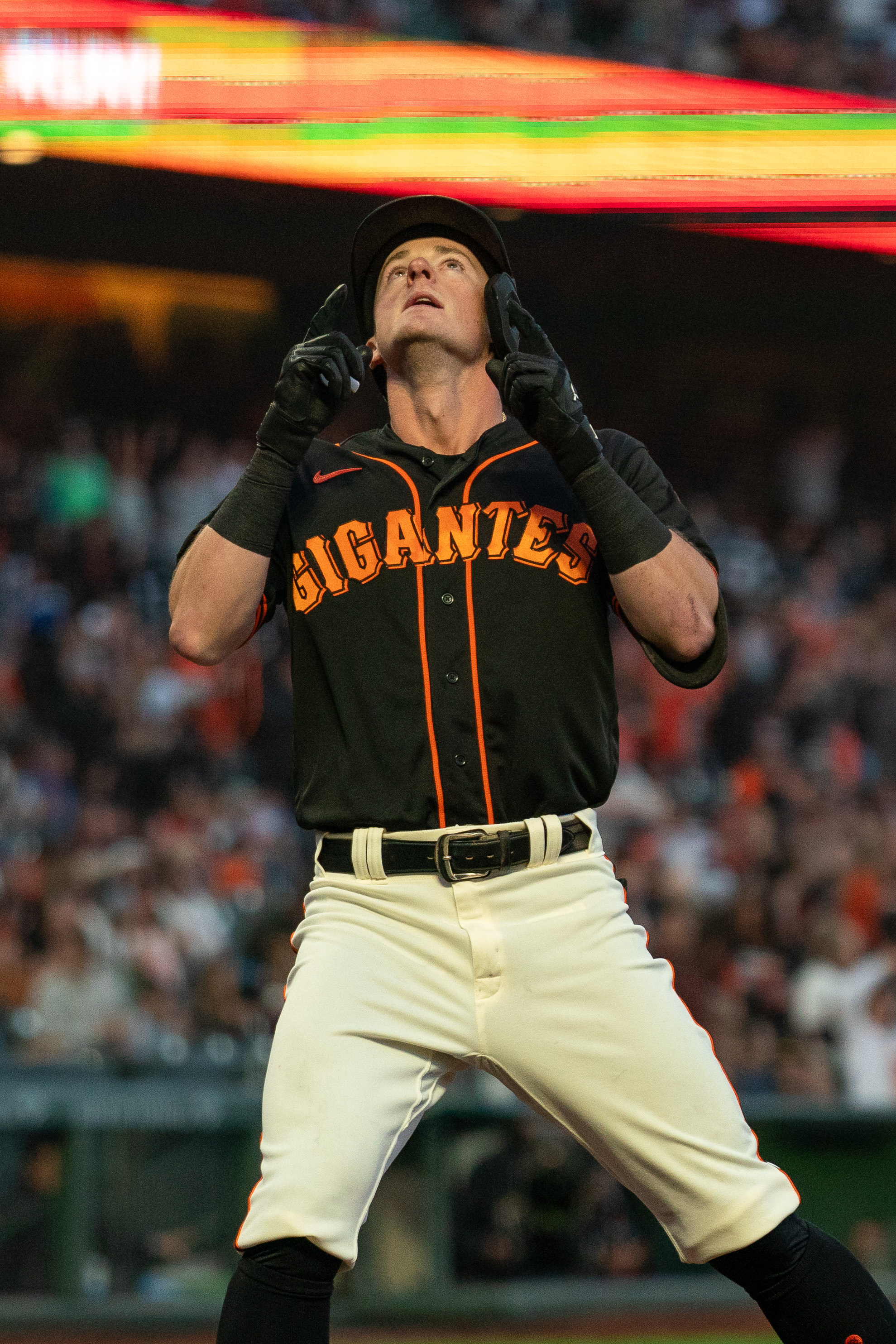 Giants deny Dodgers 100th win of season