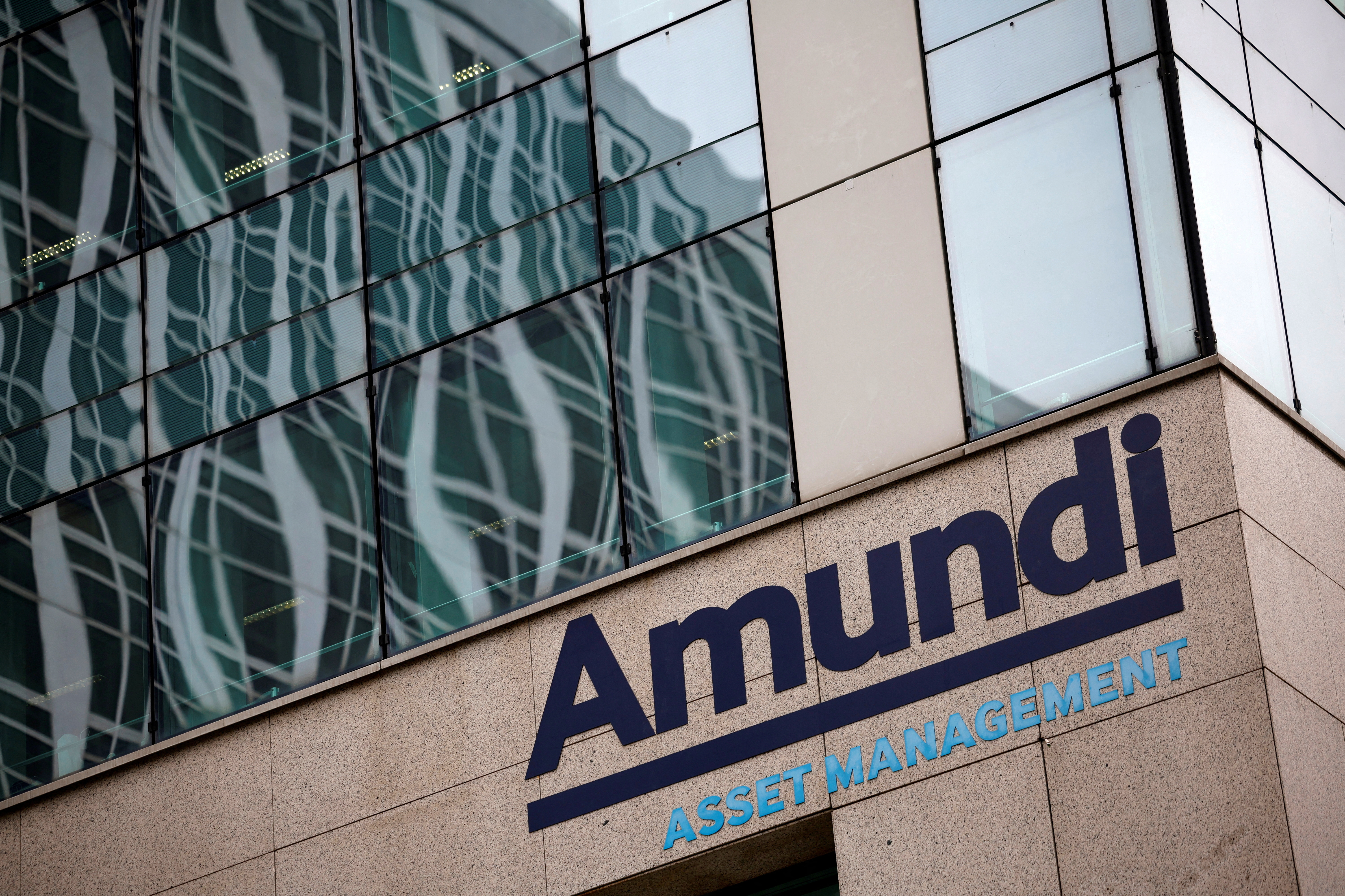 Amundi says 1.3% UniCredit stake held on behalf of clients | Reuters