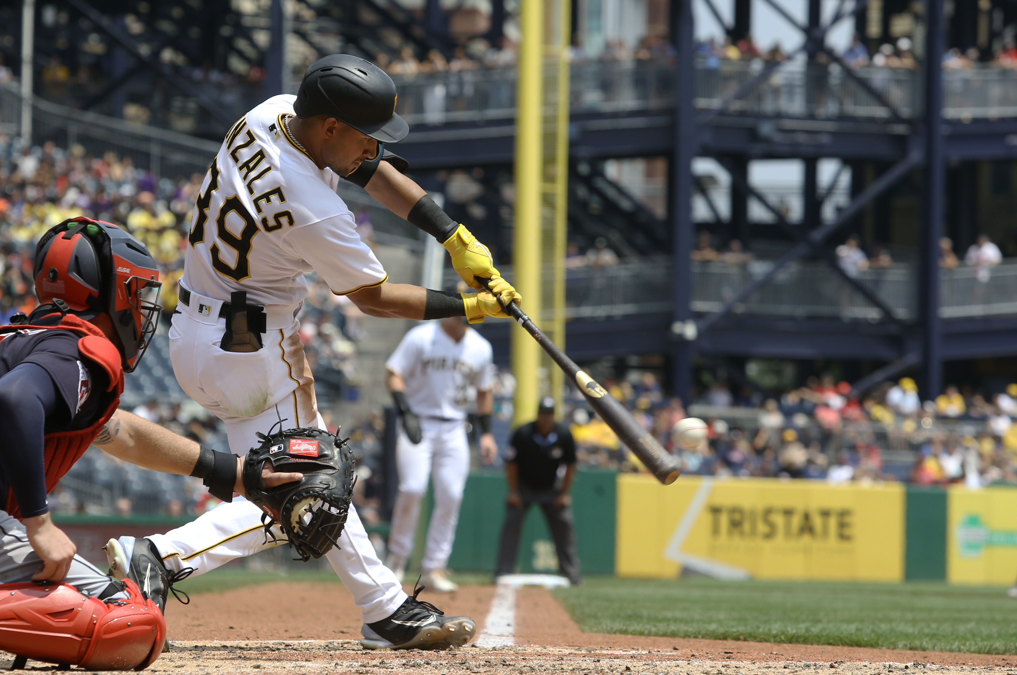 Pirates rally past Guardians 7-5 to avoid sweep