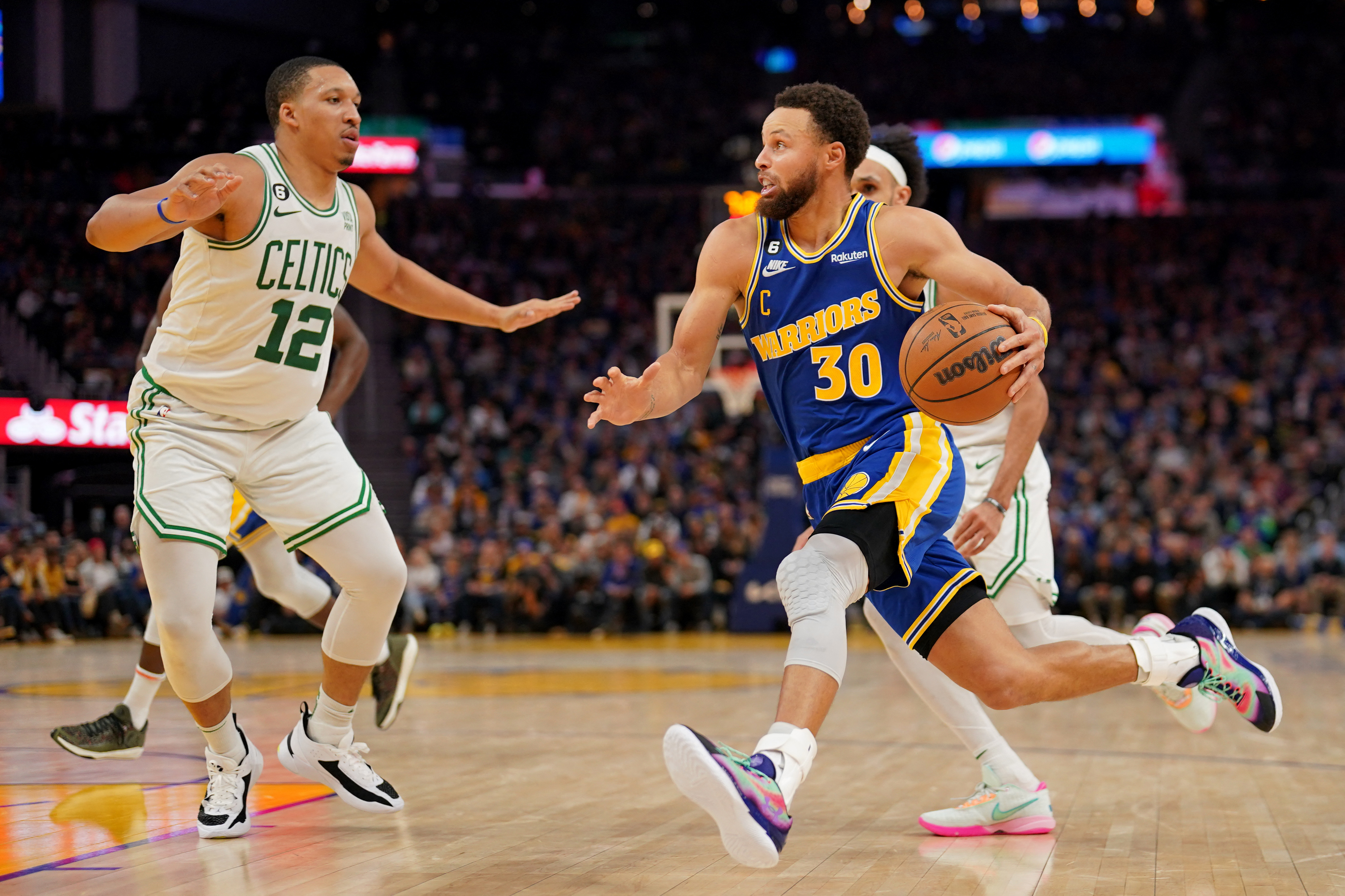 NBA roundup: Warriors blitz Celtics in Finals rematch