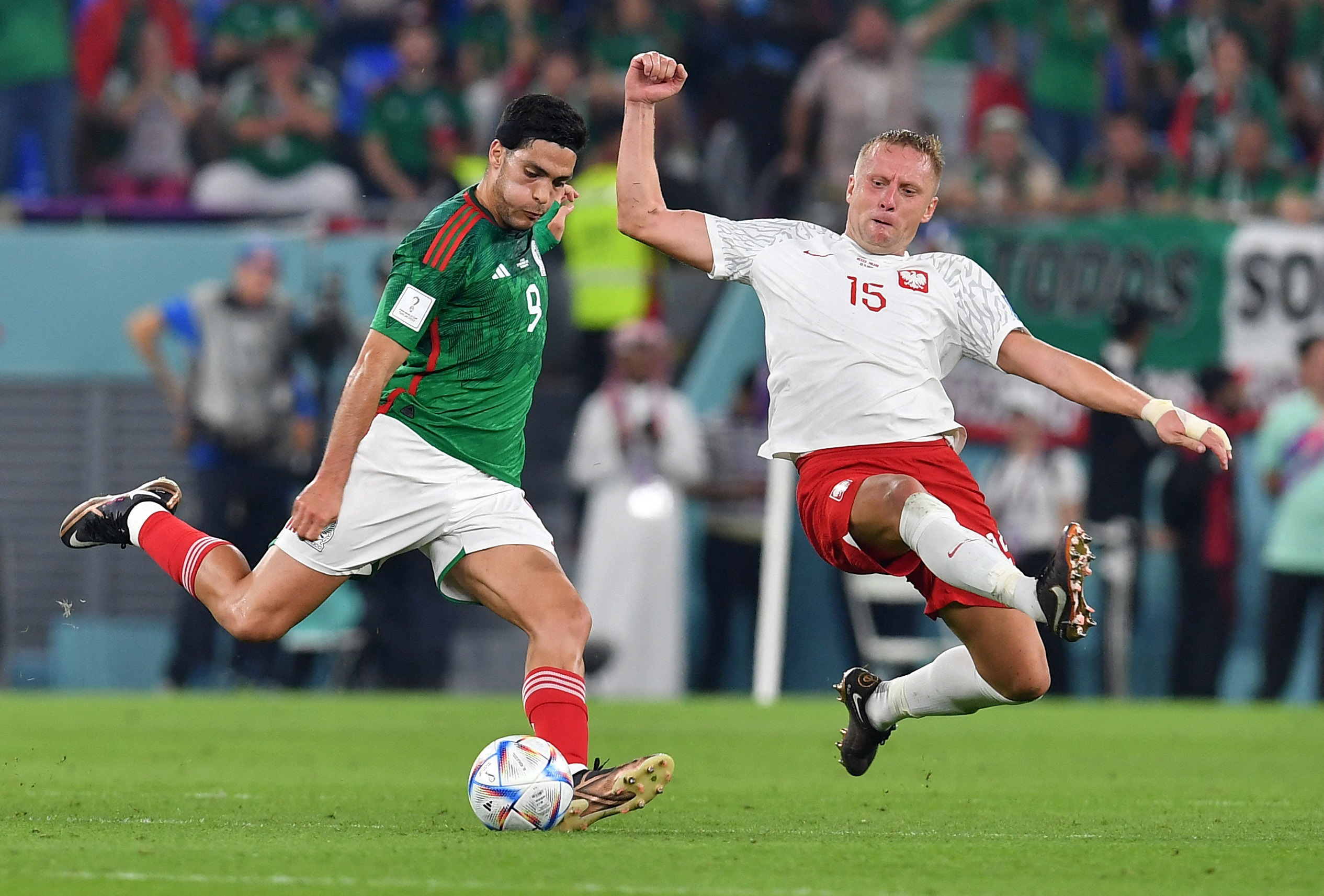 Mexico 0-0 Poland: Robert Lewandowski has penalty saved in World