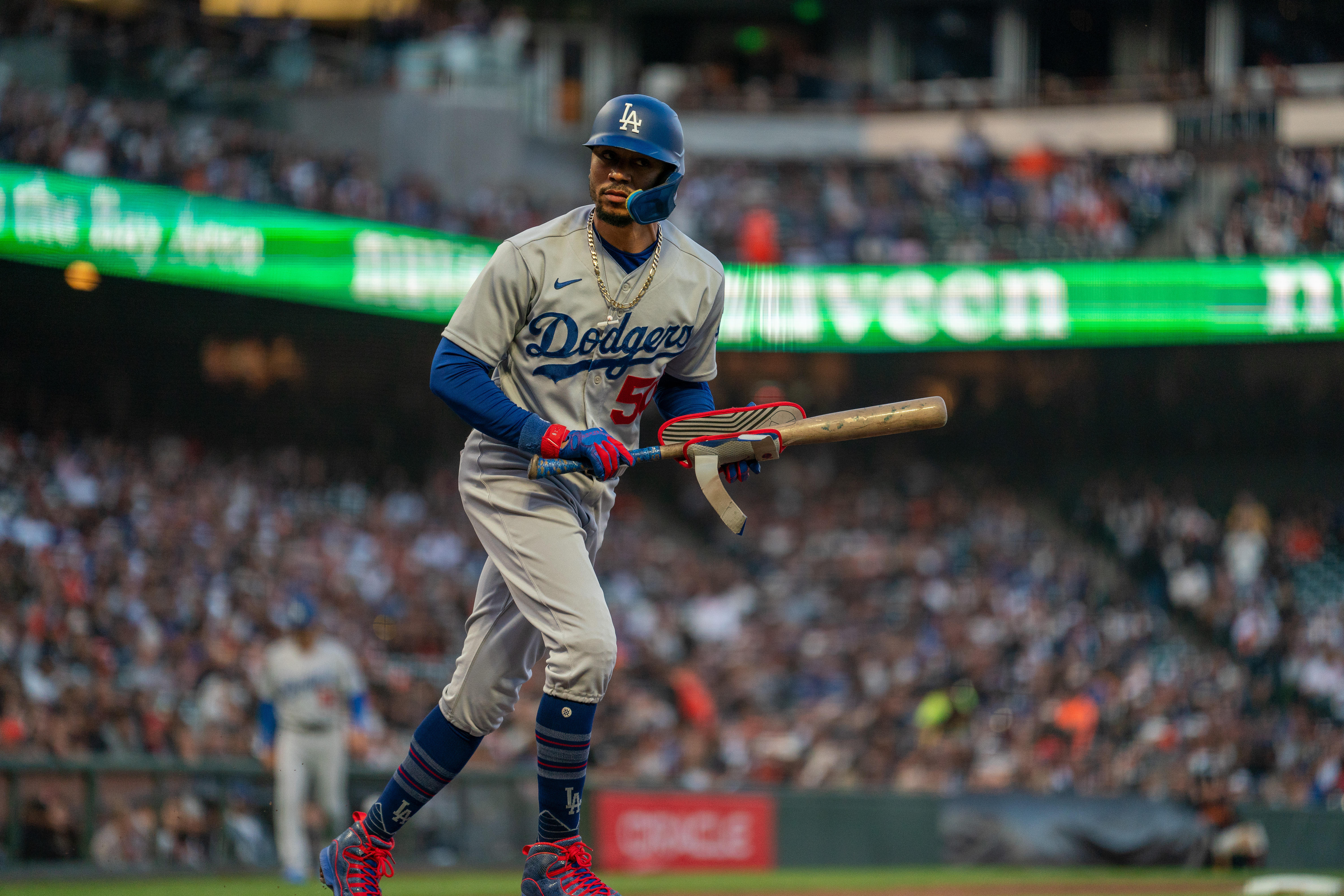 Kiké Hernández hits three-run homer as Dodgers beat Giants 5-2 for third  straight 100-win season – NBC Los Angeles