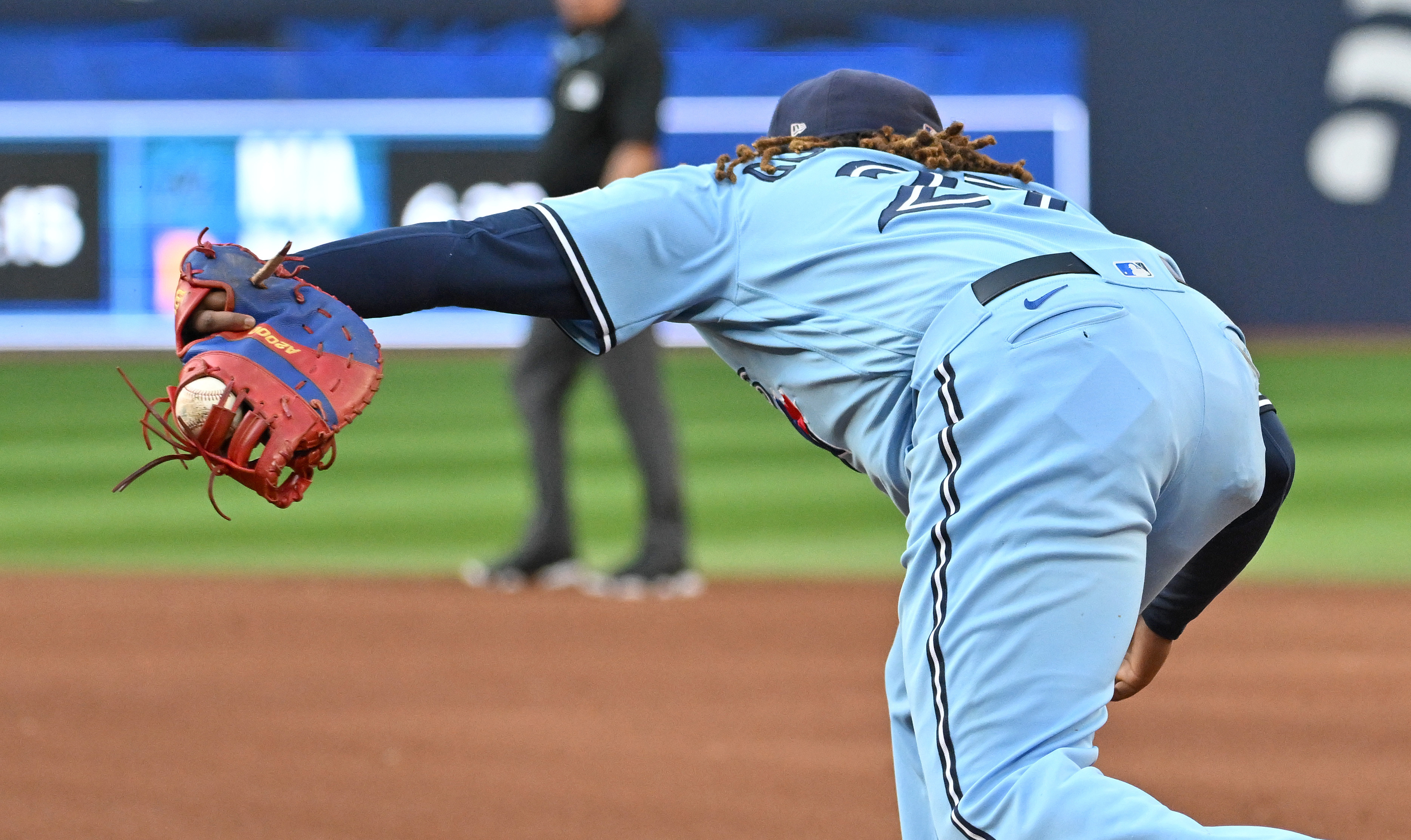 Rays edge Blue Jays in 10 innings, 7-5