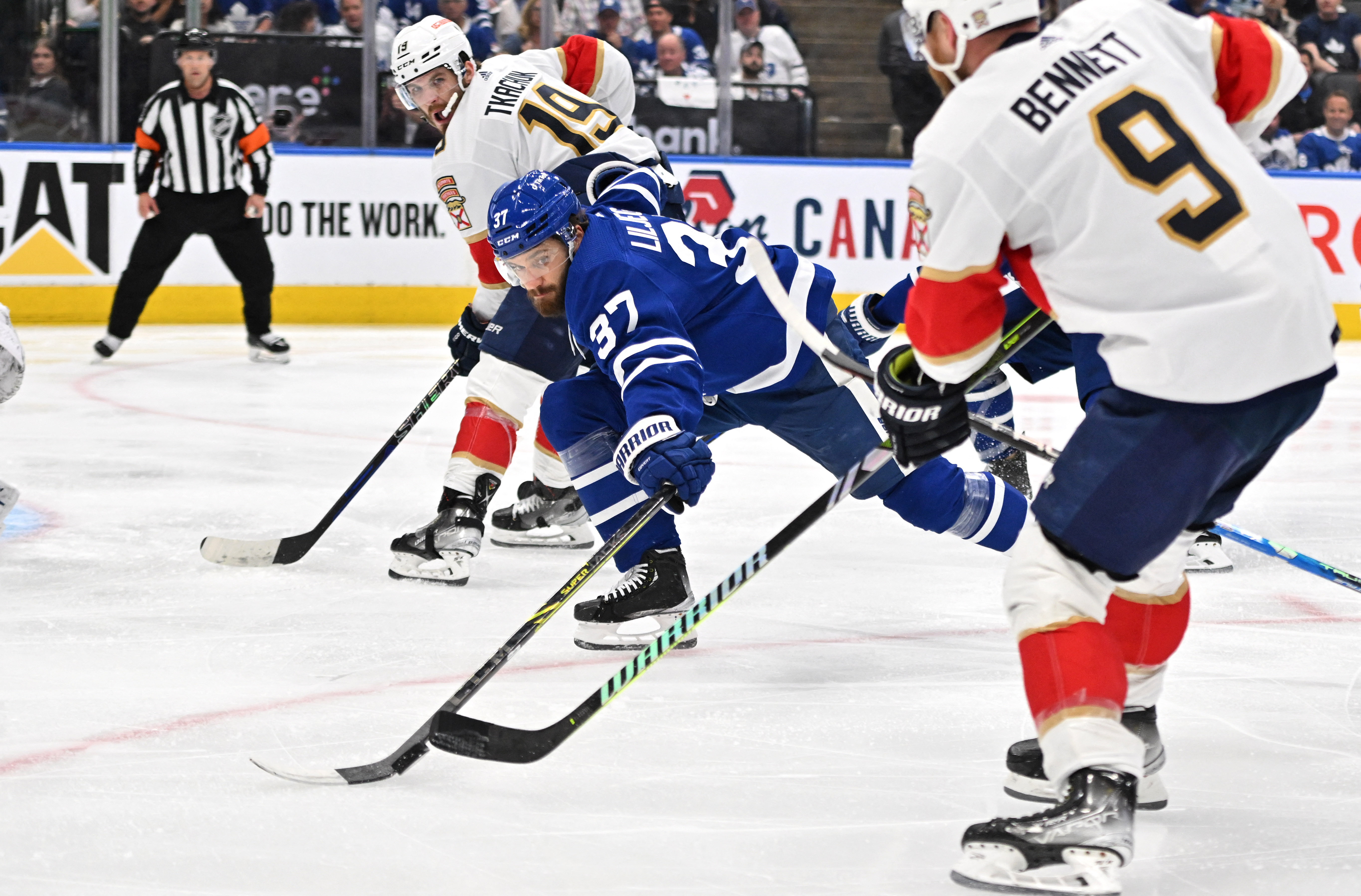 Leafs open second round as Stanley Cup favourites after top teams