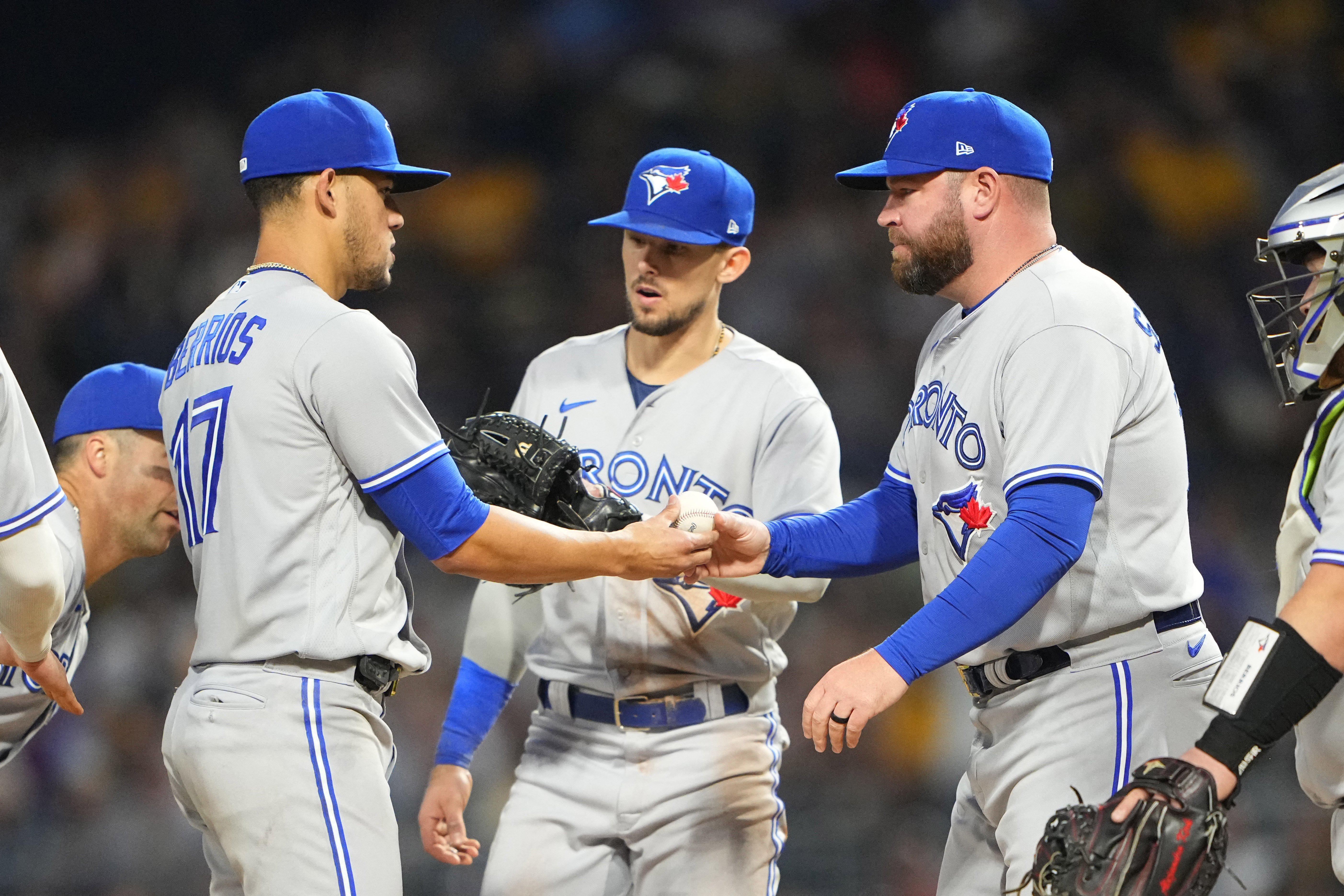 Toronto Blue Jays - Welcome to our Blue Jays family, Brandon Belt