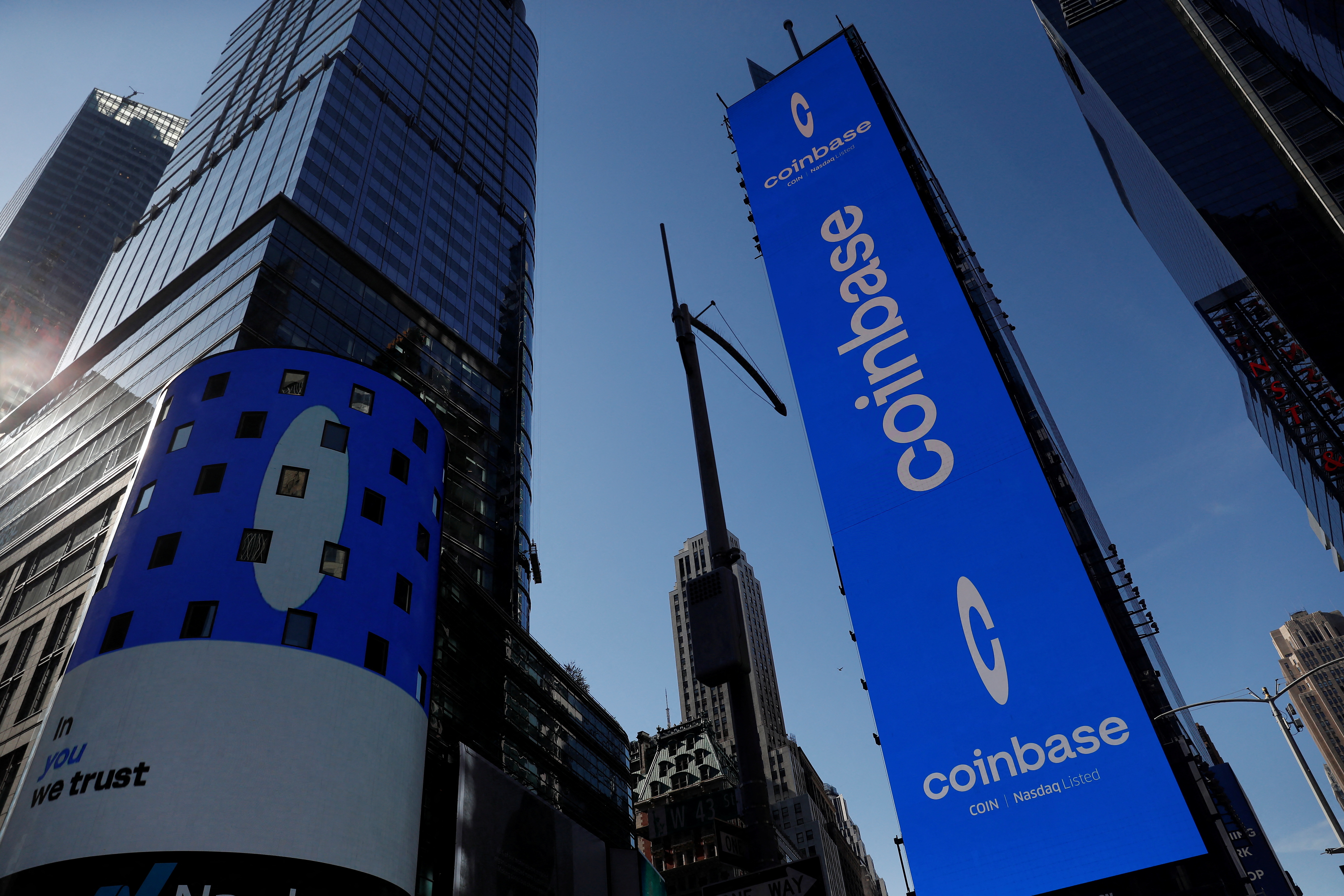 Crypto exchange firm Coinbase's app CRASHES after it screened