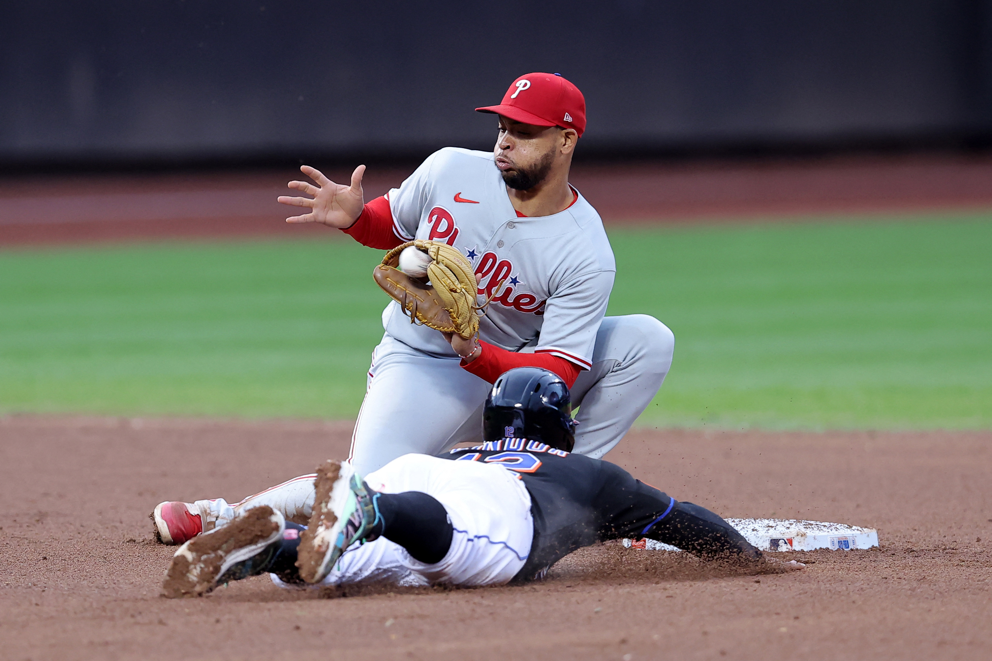 Tylor Megill's pitching lifts Mets past Phillies in Game 1 of DH | Reuters