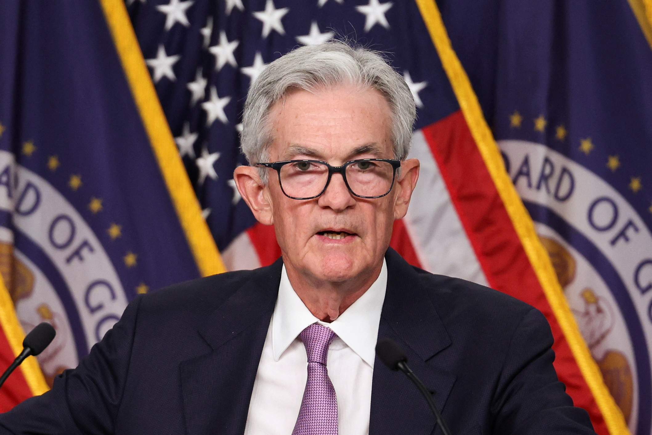 Fed's Powell: Central bank forecasts don't point to urgent action | Reuters