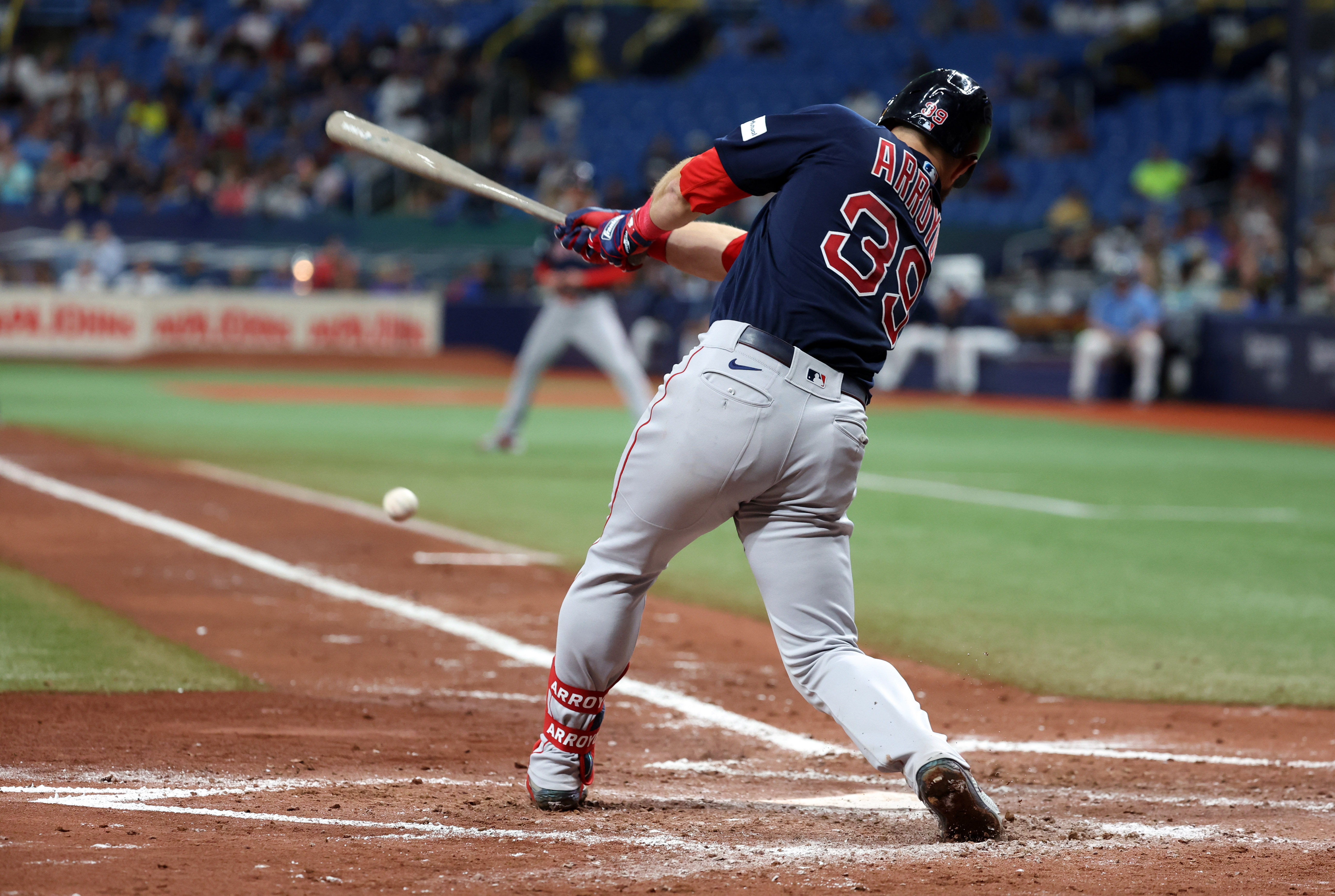 Rays remain unbeaten on Brandon Lowe's HR against Red Sox