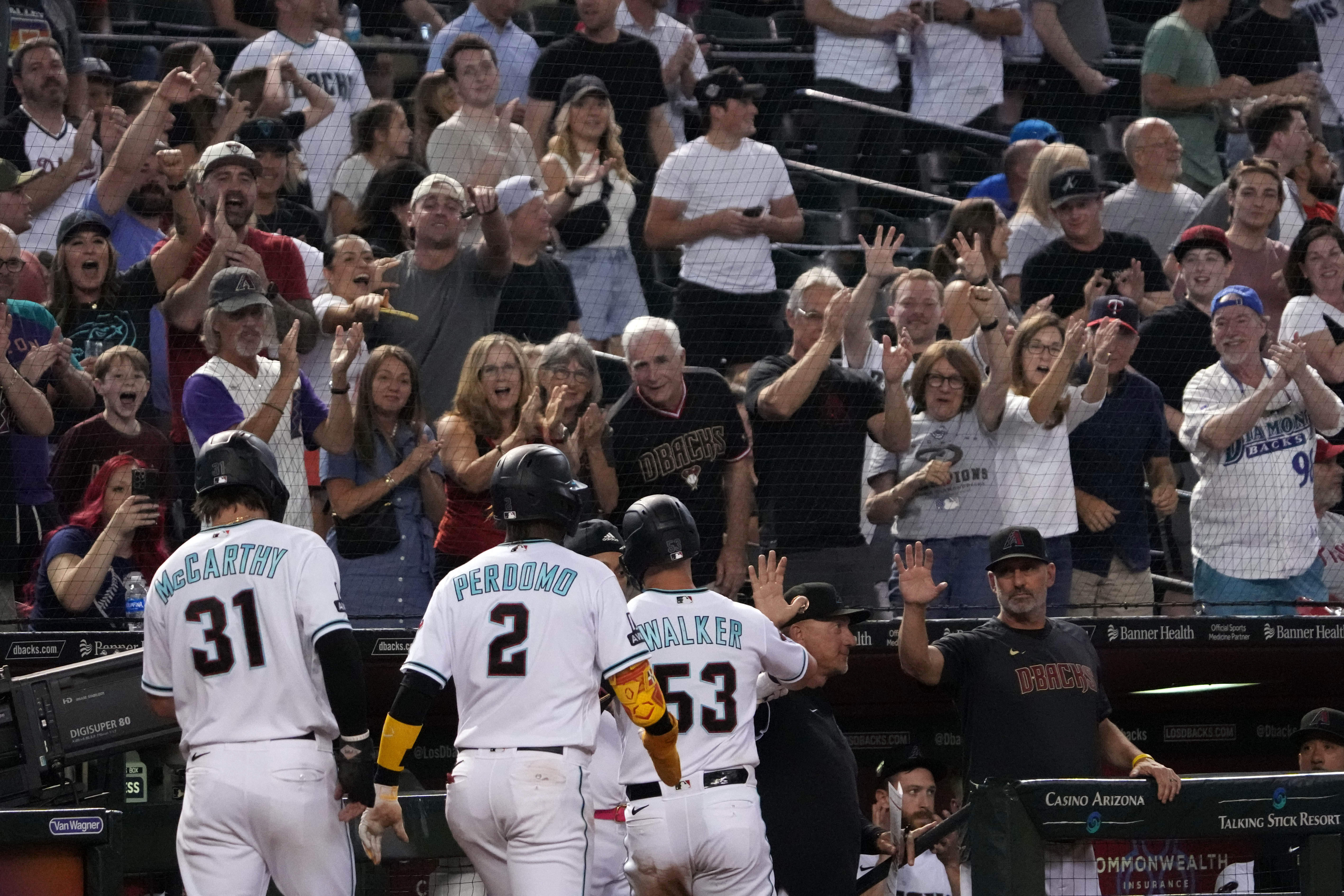 Phillies beat Diamondbacks in 10 innings as Ranger Suárez leads the way