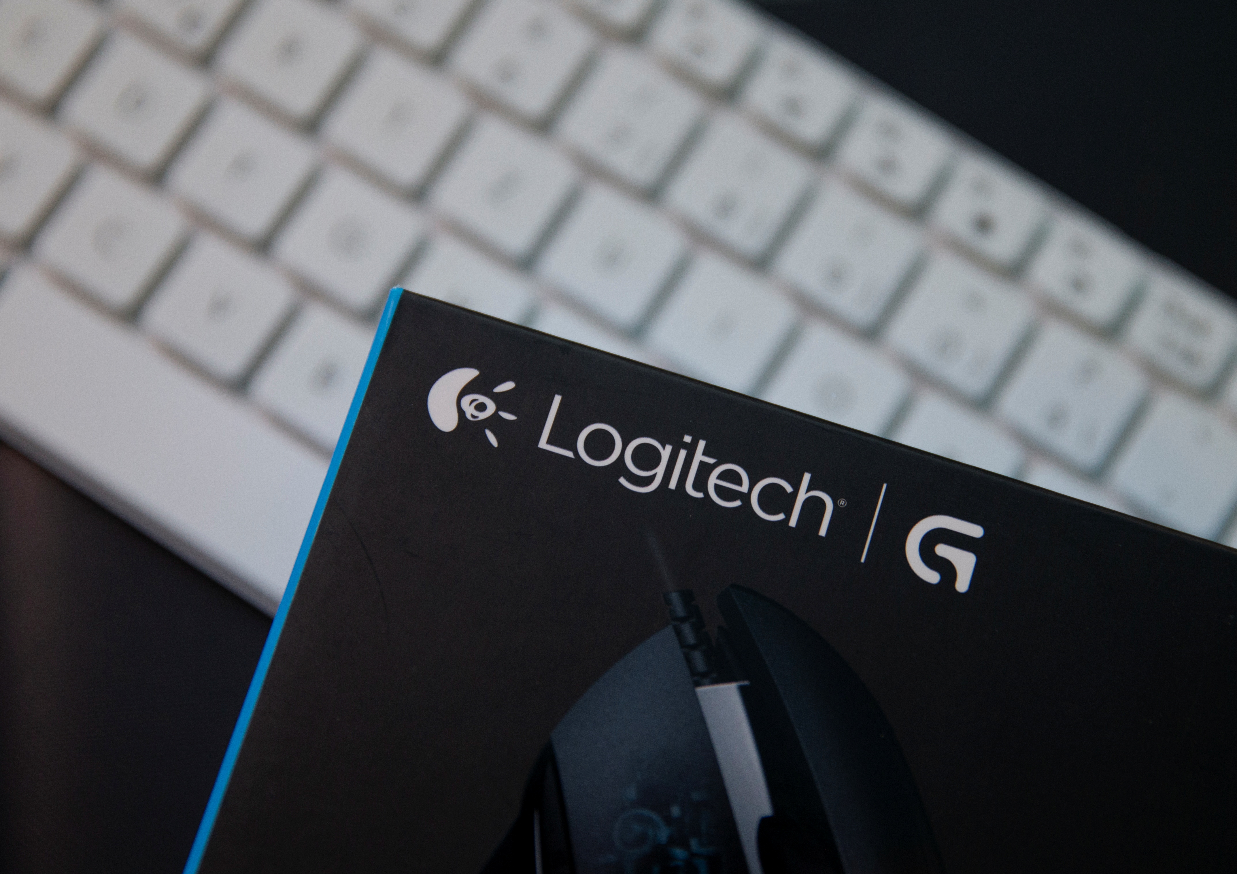 kompakt kighul nærme sig Computer mouse maker Logitech hit by supply chain problems | Reuters