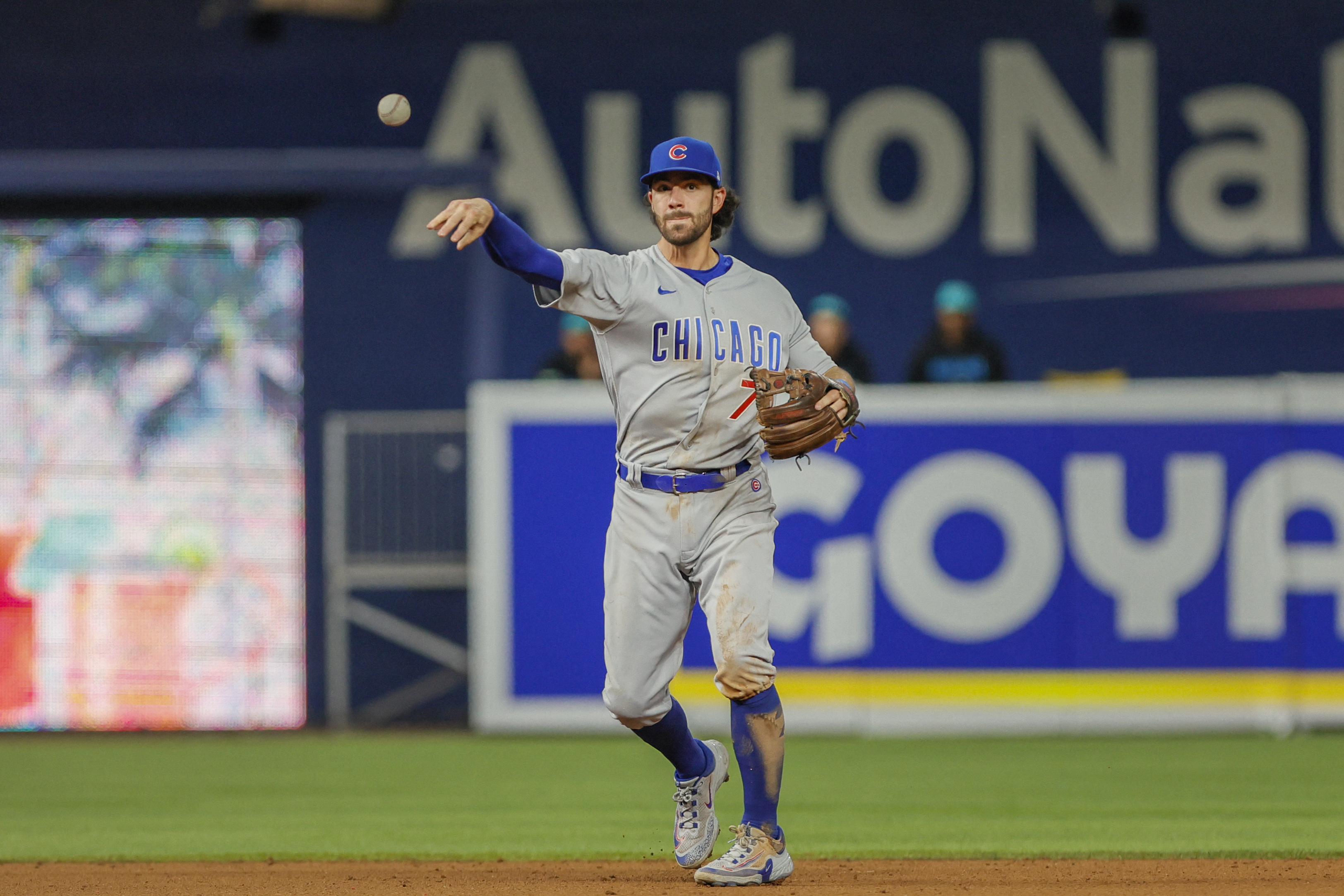 Jean Segura's RBI single lifts Marlins past visiting Cubs