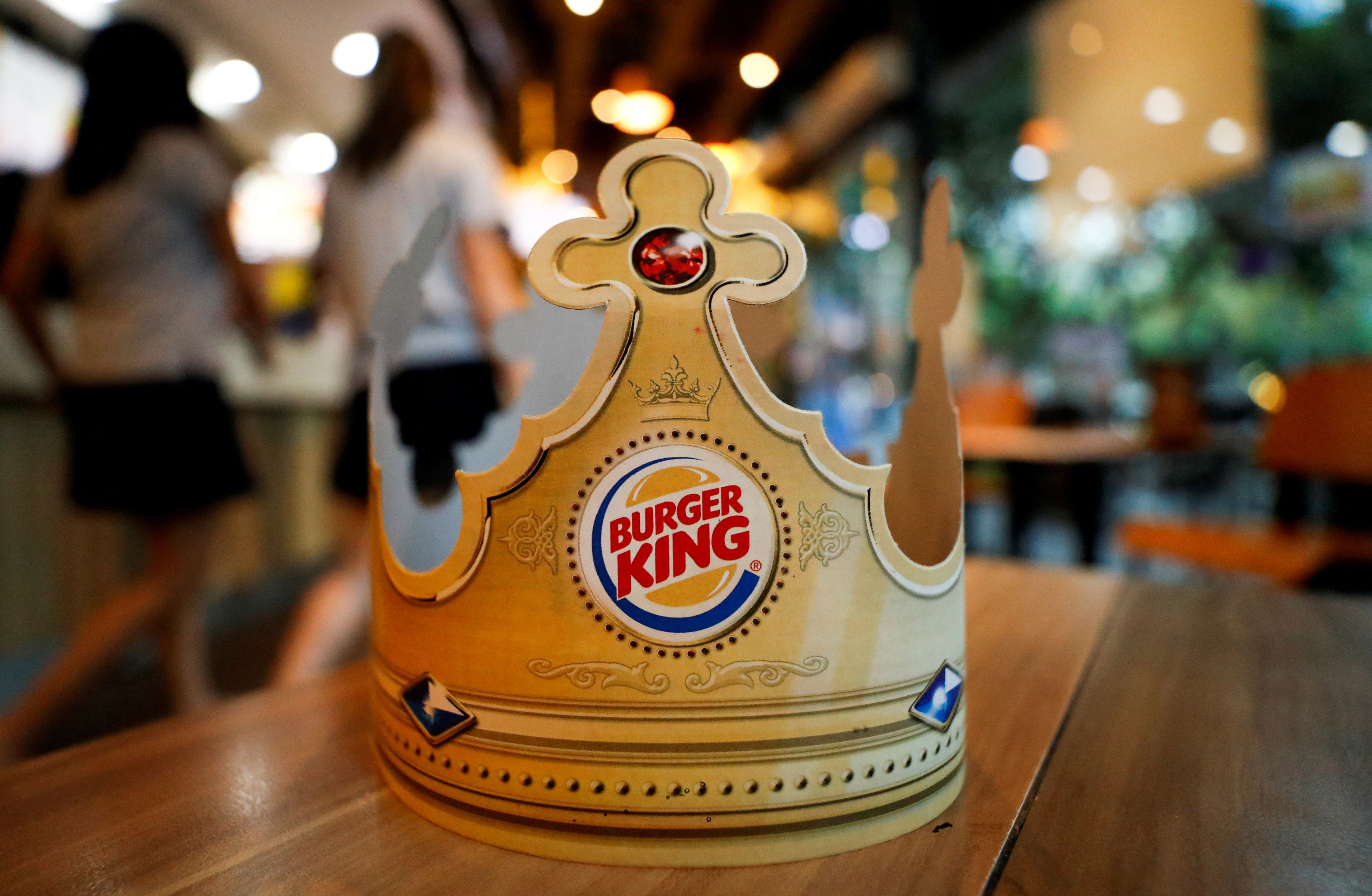 Burger King's owner plans to close hundreds of restaurants