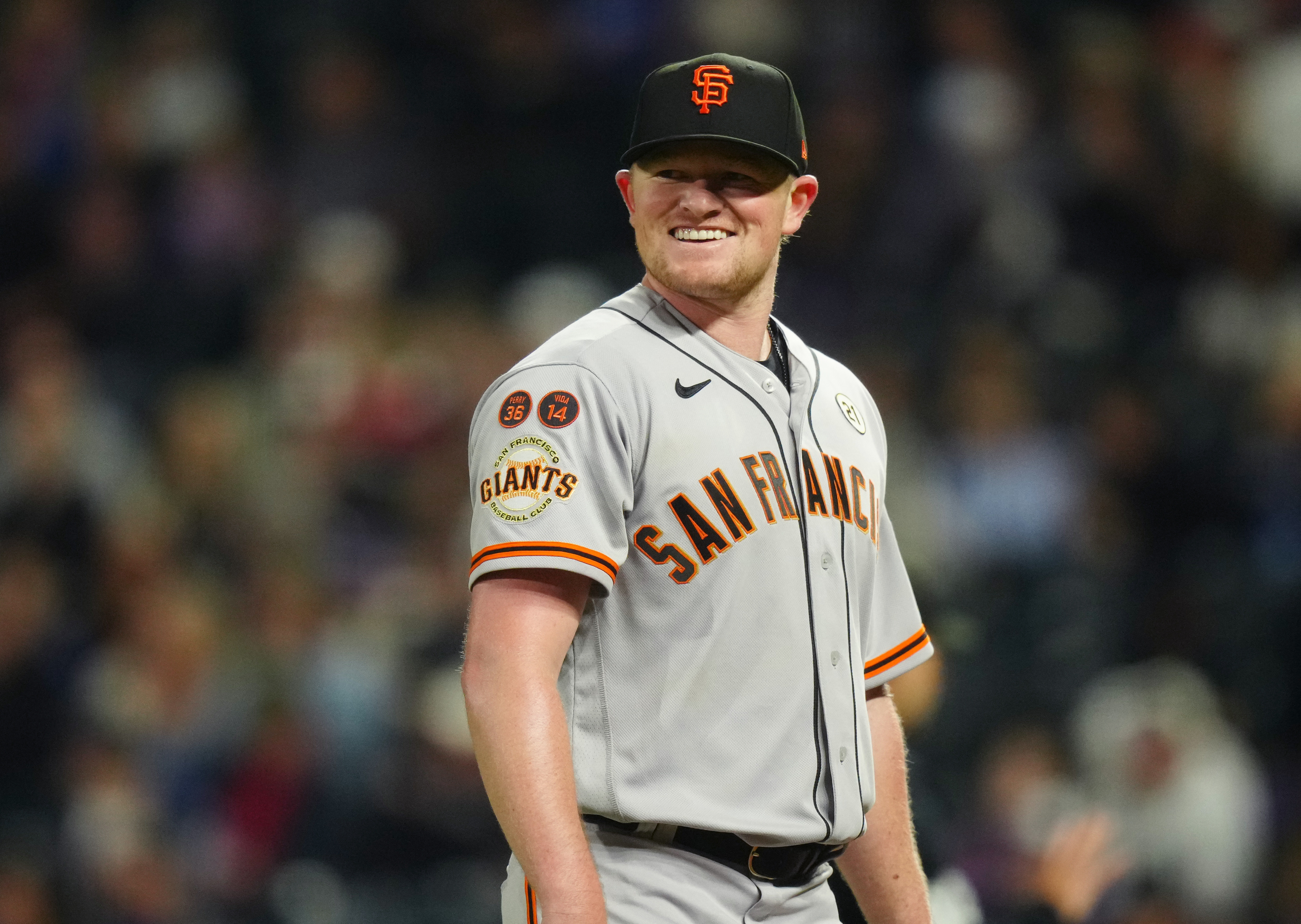 Giants flirt with no-hitter before falling to Rockies 3-2