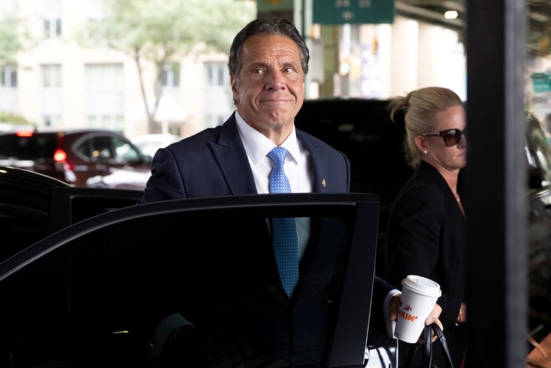 New York Governor Andrew Cuomo arrives to depart in his helicopter after announcing his resignation in Manhattan, New York City, U.S., August 10, 2021. REUTERS/Caitlin Ochs
