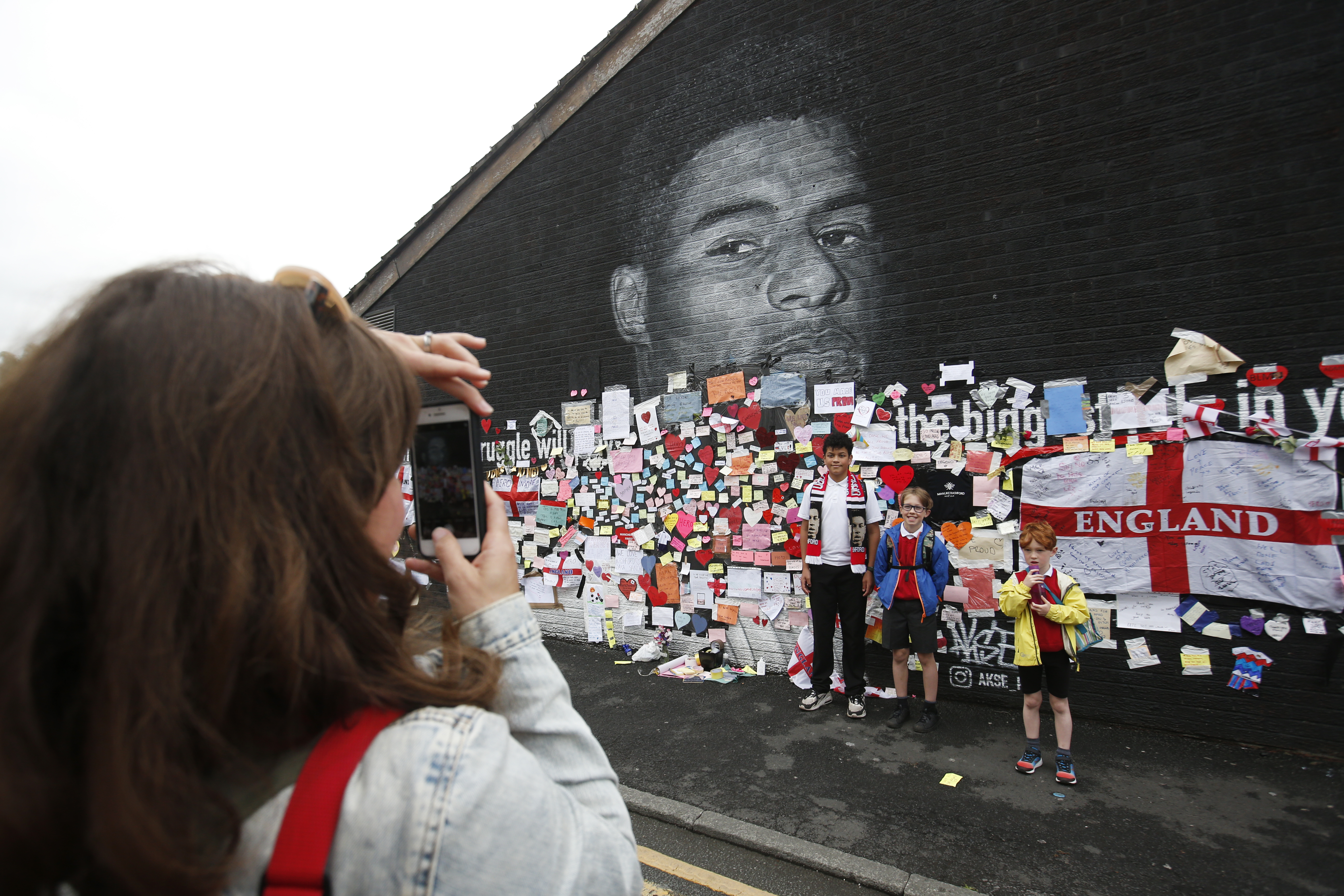 We love you Rashford we do ⚽️ Oh Rashford we love you #BLM…