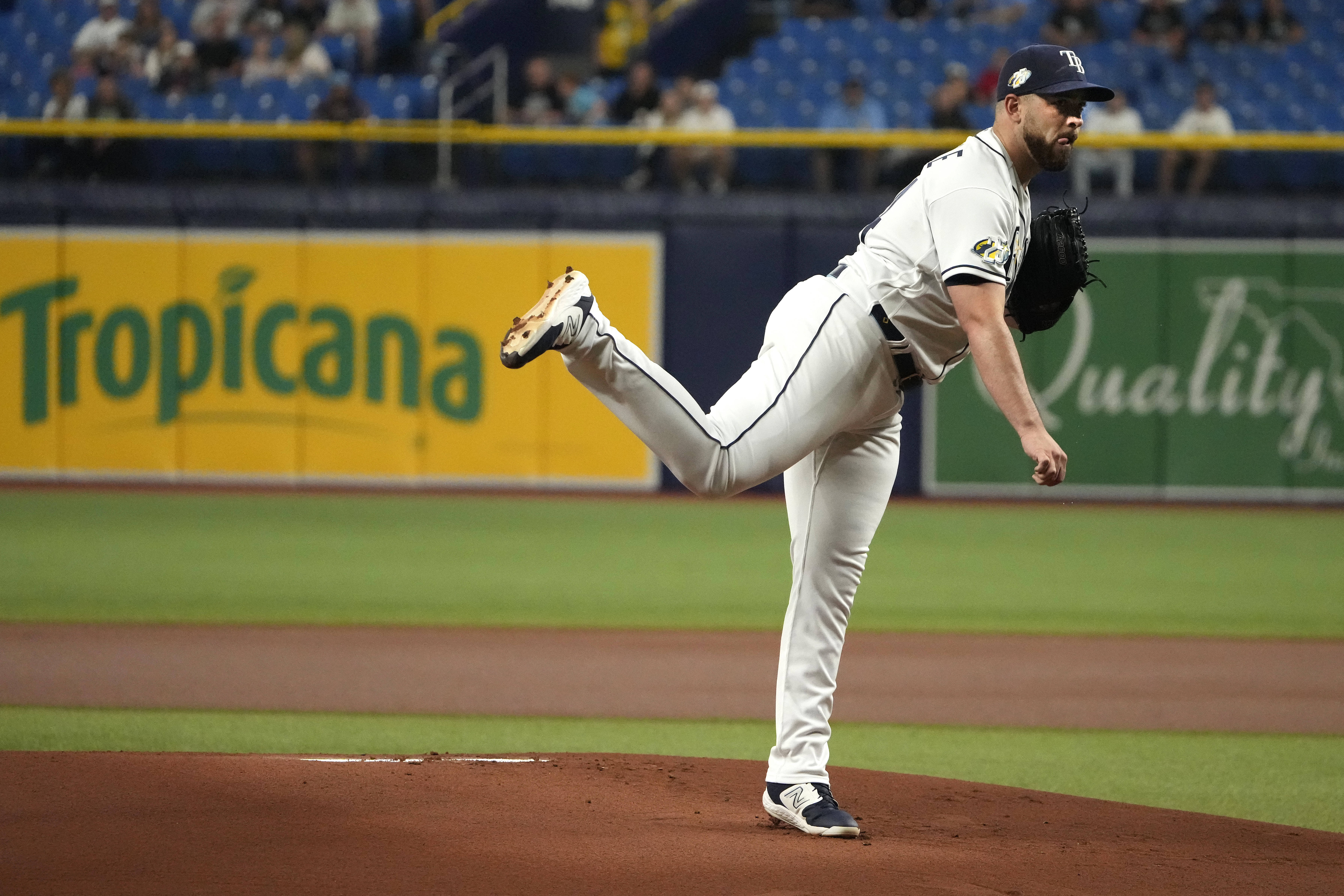 Brandon Lowe's walk-off single completes Rays' comeback over