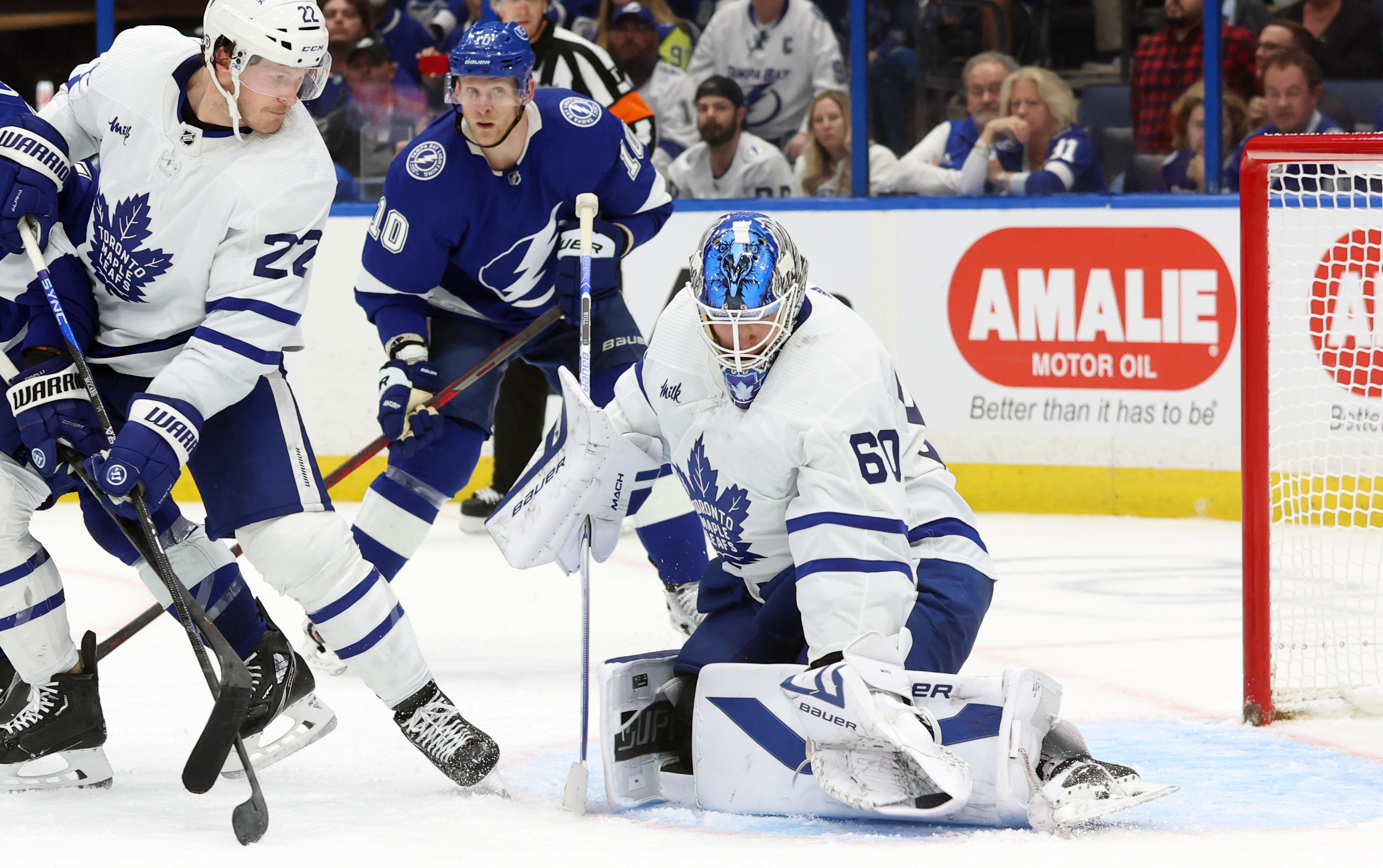 Lightning storm back to edge Leafs in possible playoff preview