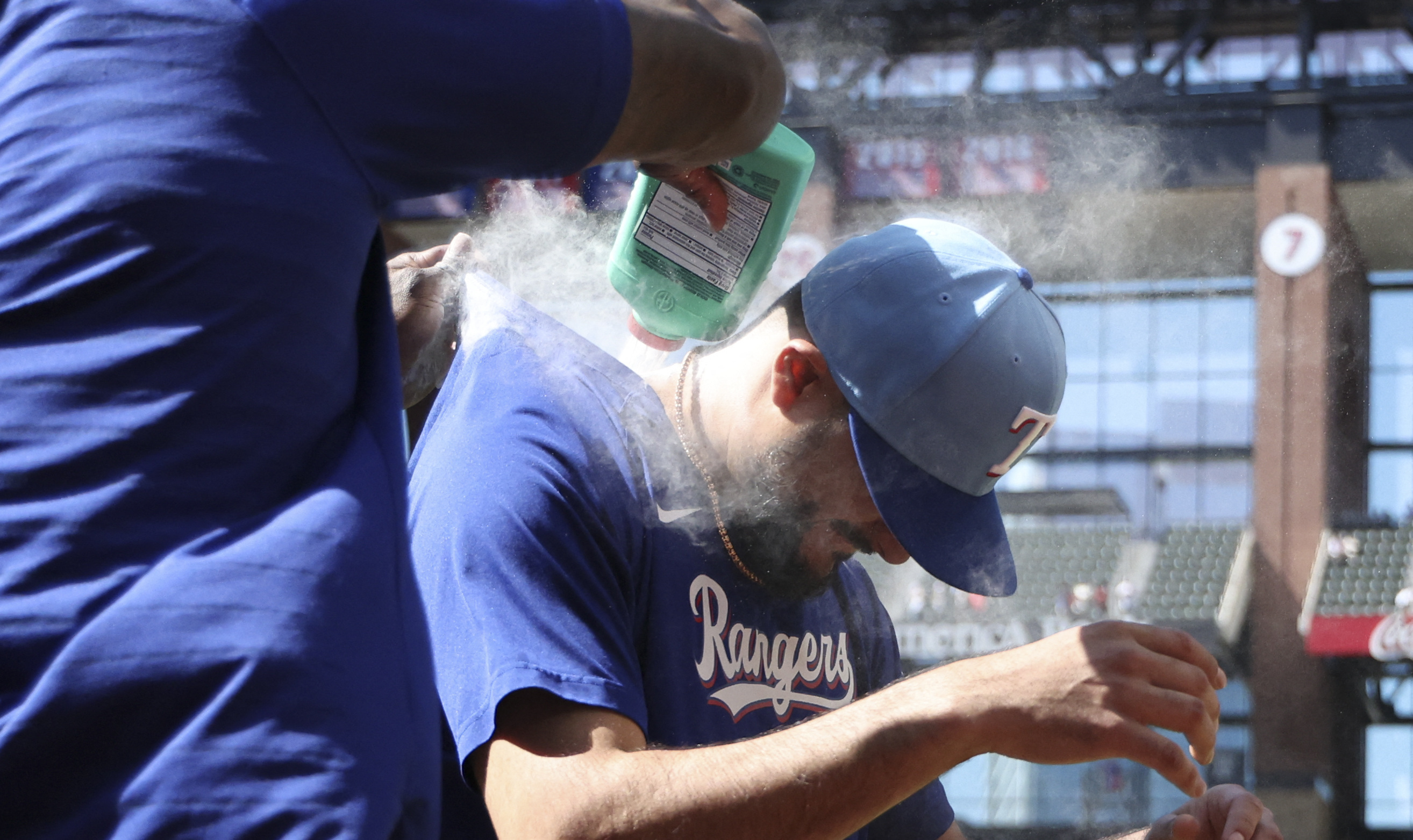 Rangers belt 4 homers, demolish Yankees 15-2