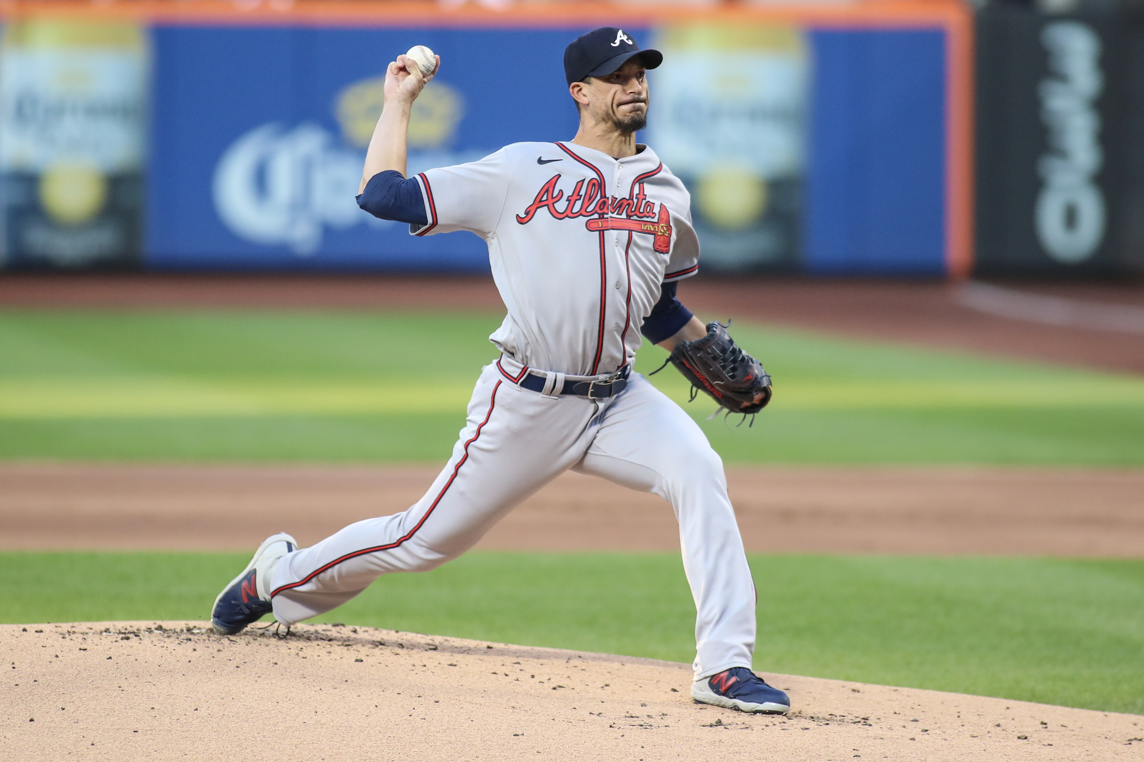 Austin Riley homers, helps Braves roll over Mets