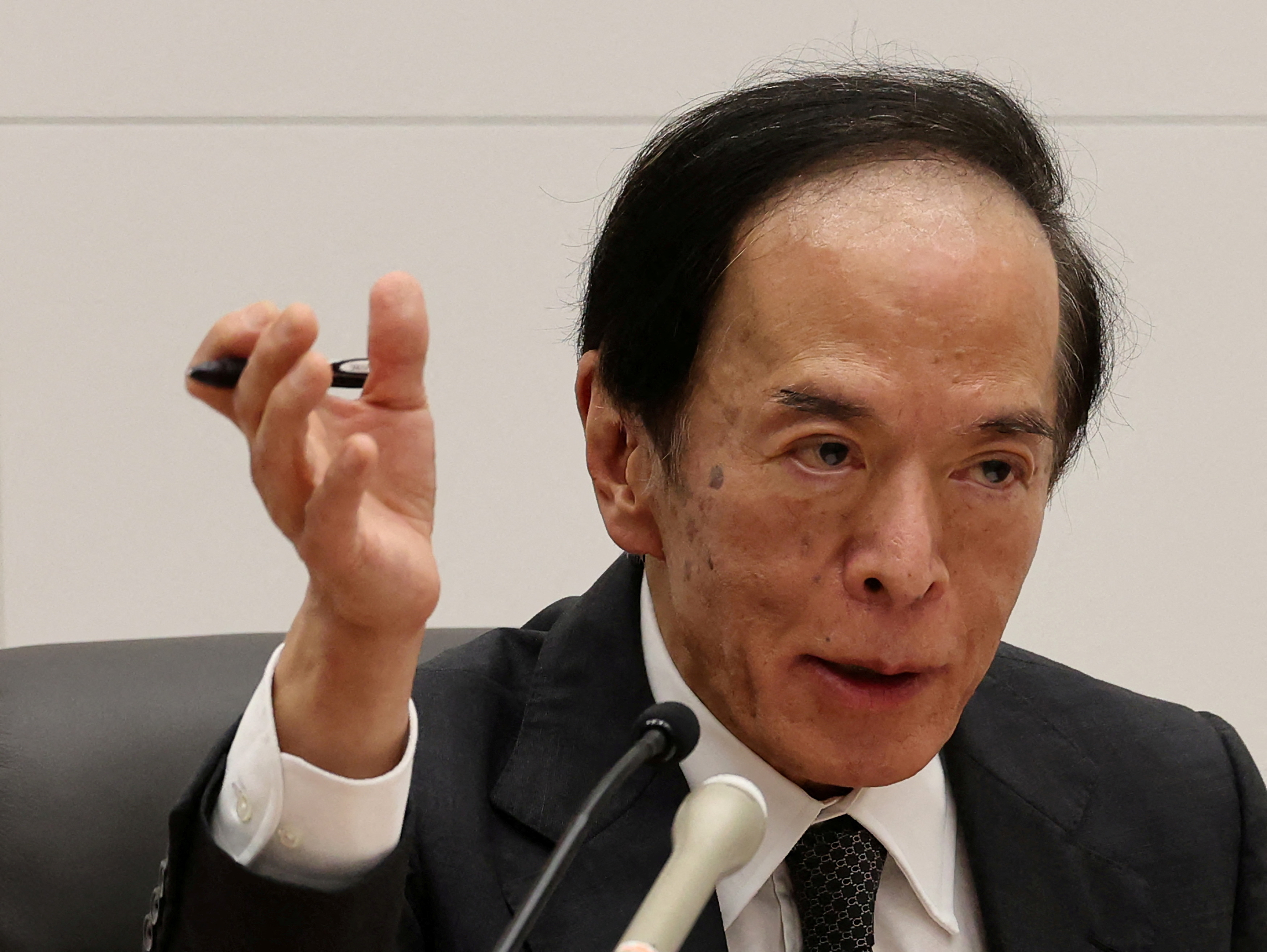 物価目標実現に向け金融政策を適切に運営─日銀総裁＝内閣府幹部