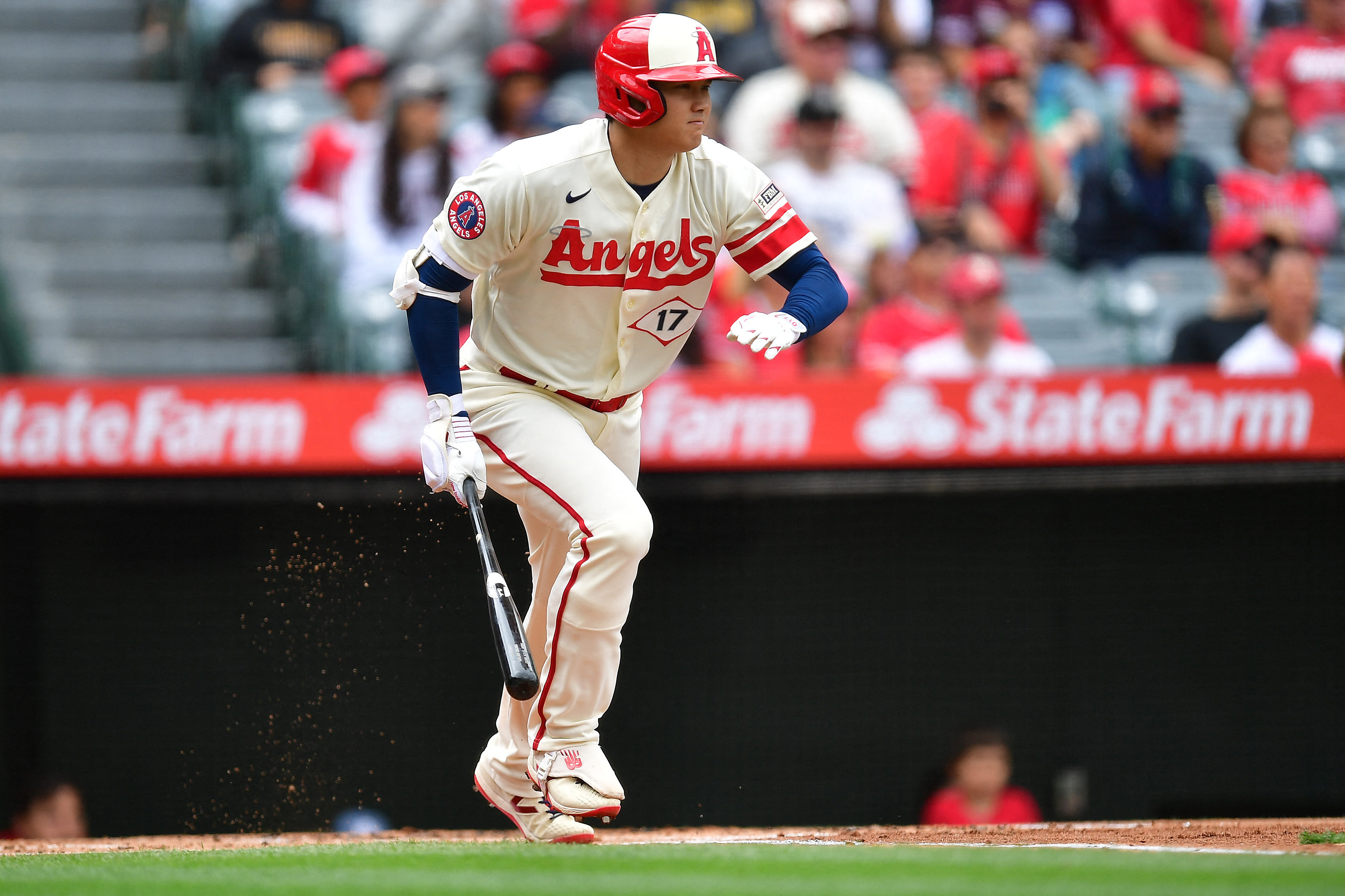 Who won the first game of the Mariners-Angels series? - AS USA