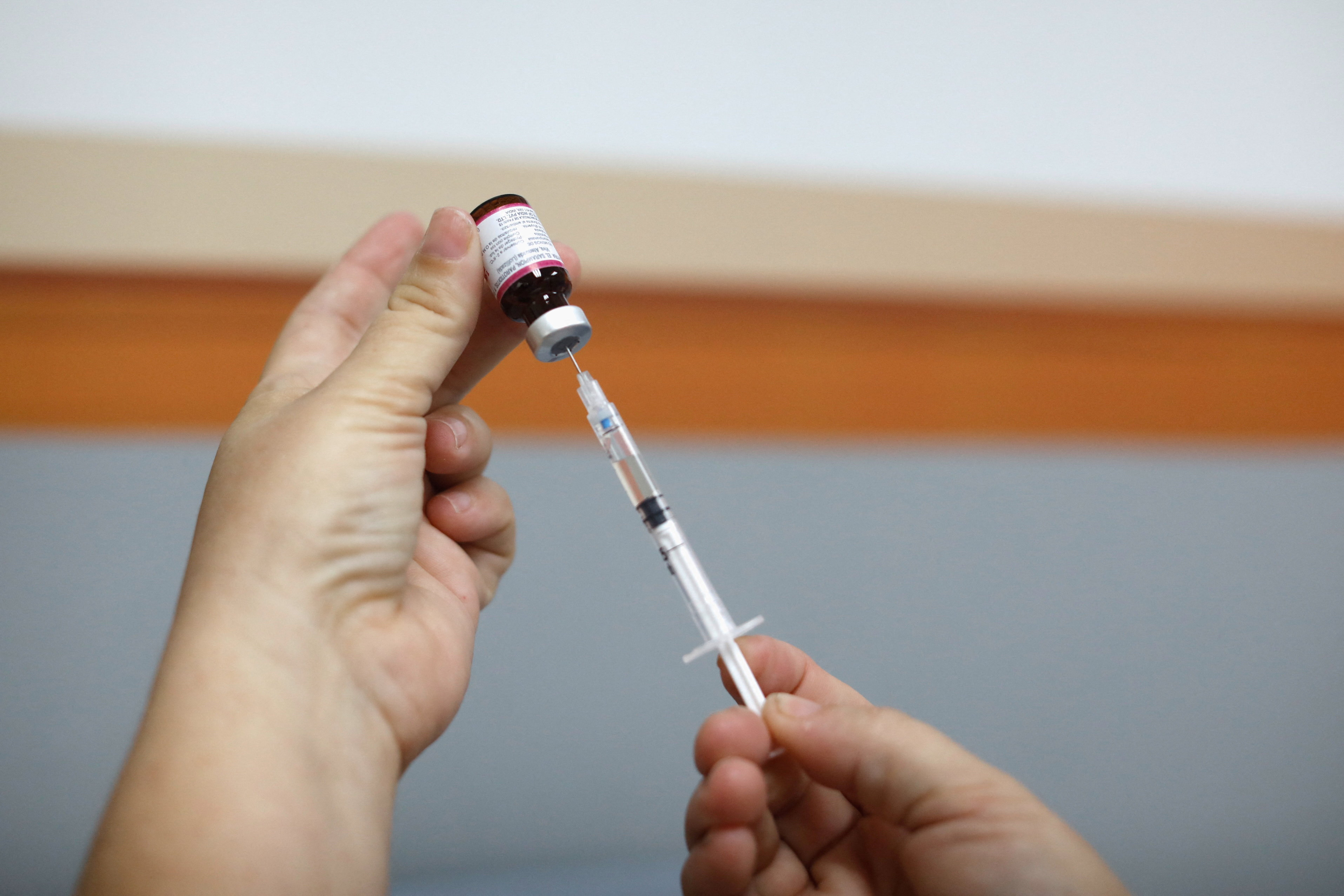 US FDA approves Syndax's blood cancer drug | Reuters