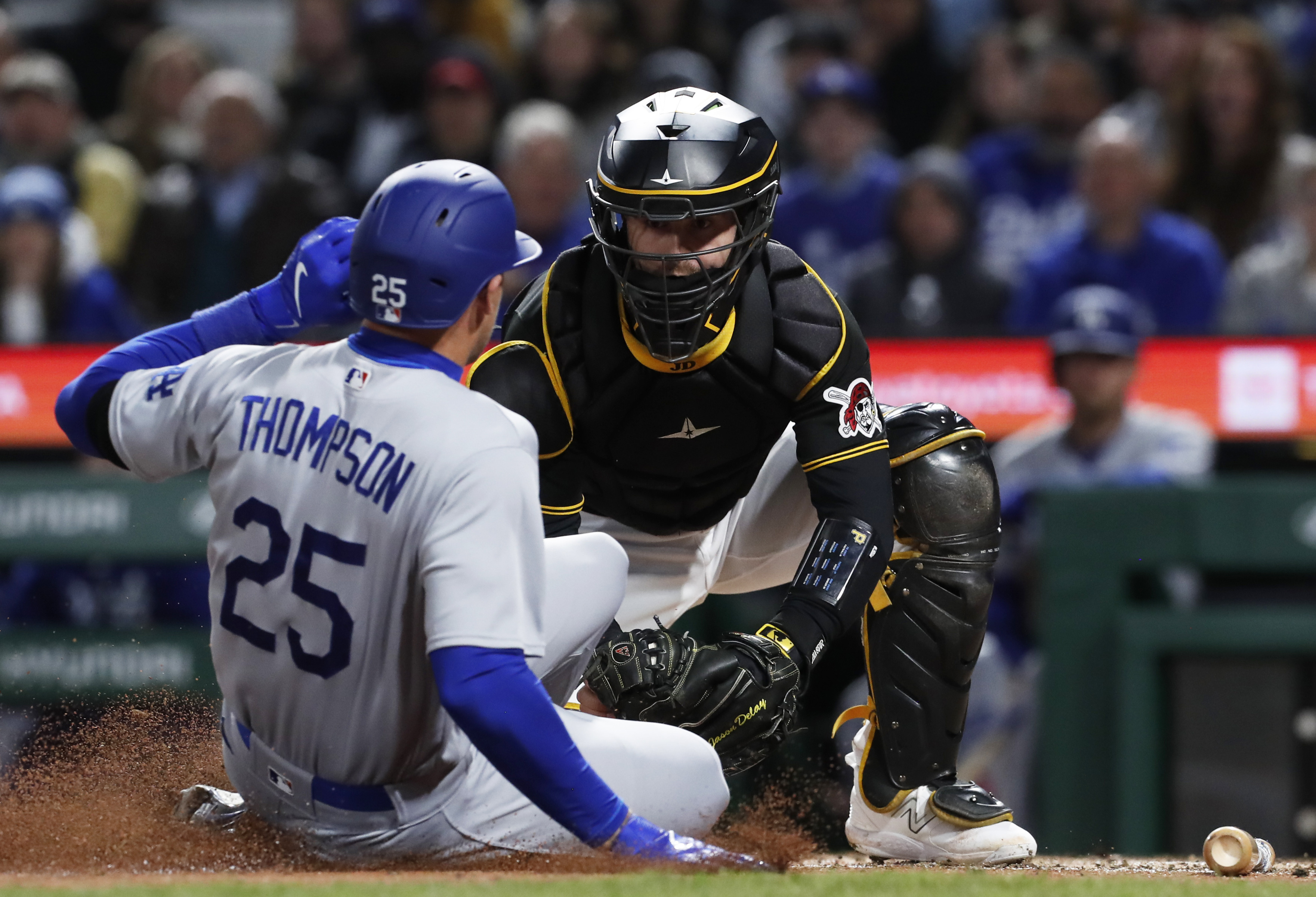 Dodgers complete comeback win to puncture Pirates' streak | Reuters