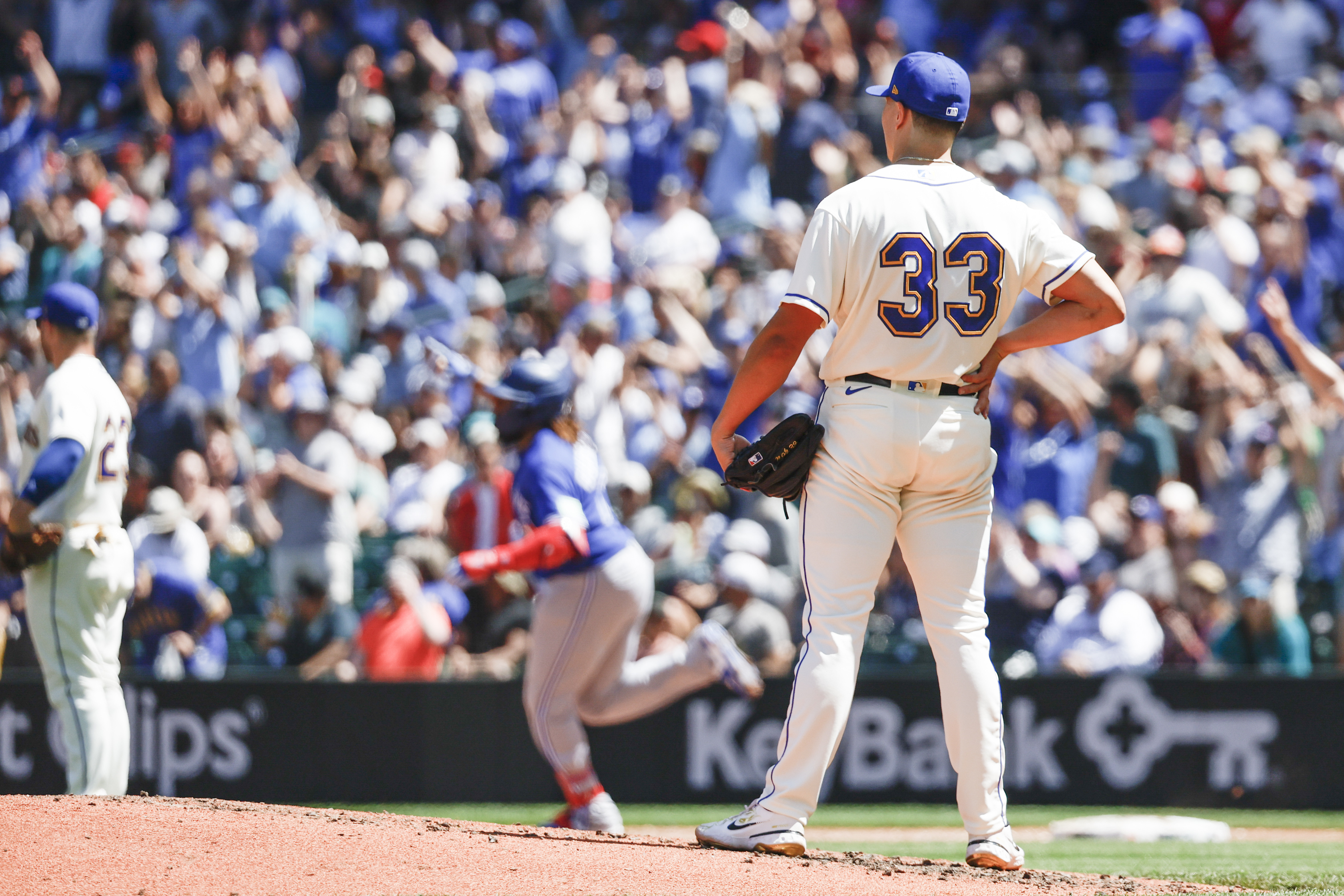 Here's the response Whit Merrifield received from Royals fans in Blue Jays'  4-1 win