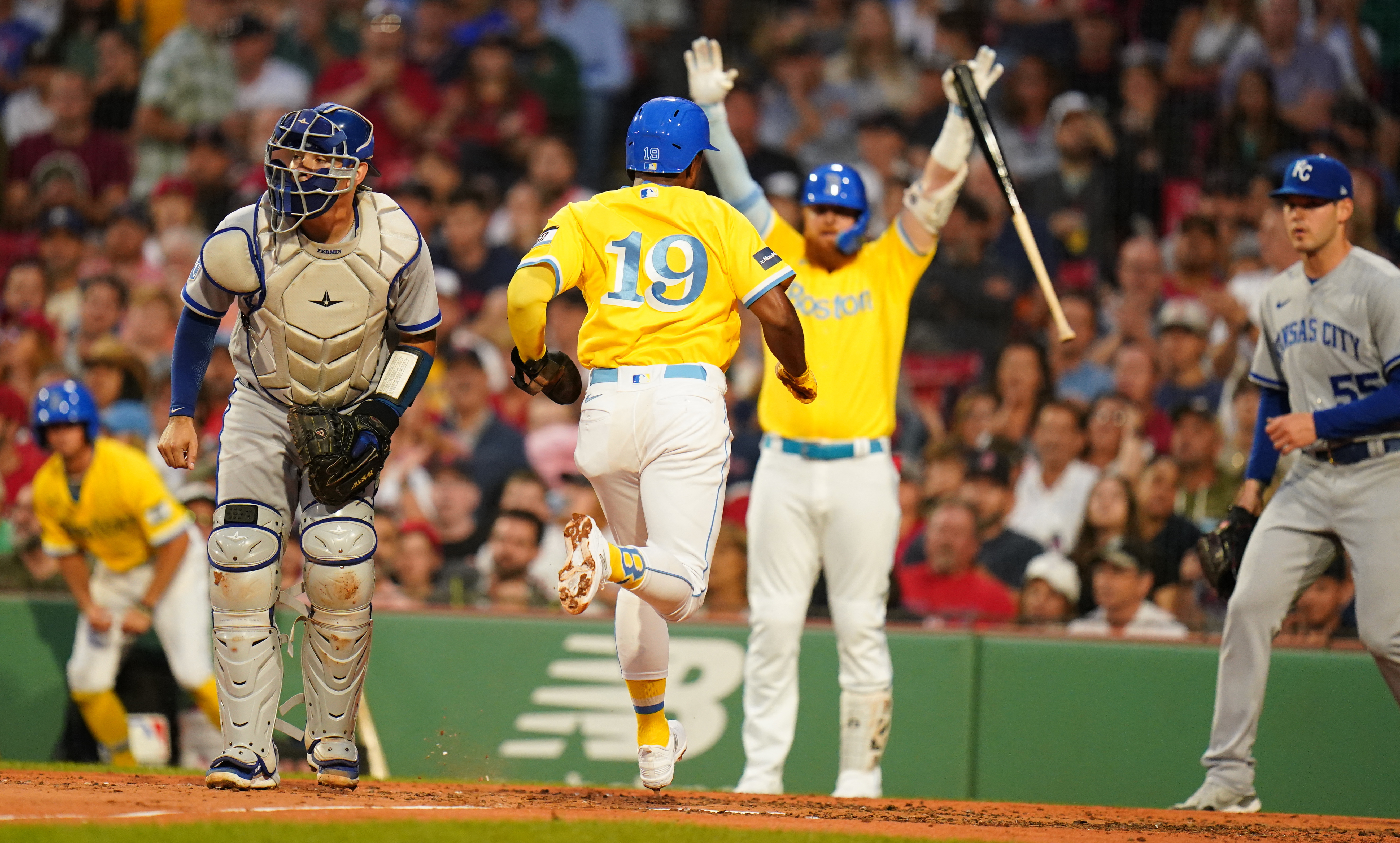 Gallery: Pablo Reyes hits a walk off grand slam to win game against Royals  in the 9th – Boston Herald