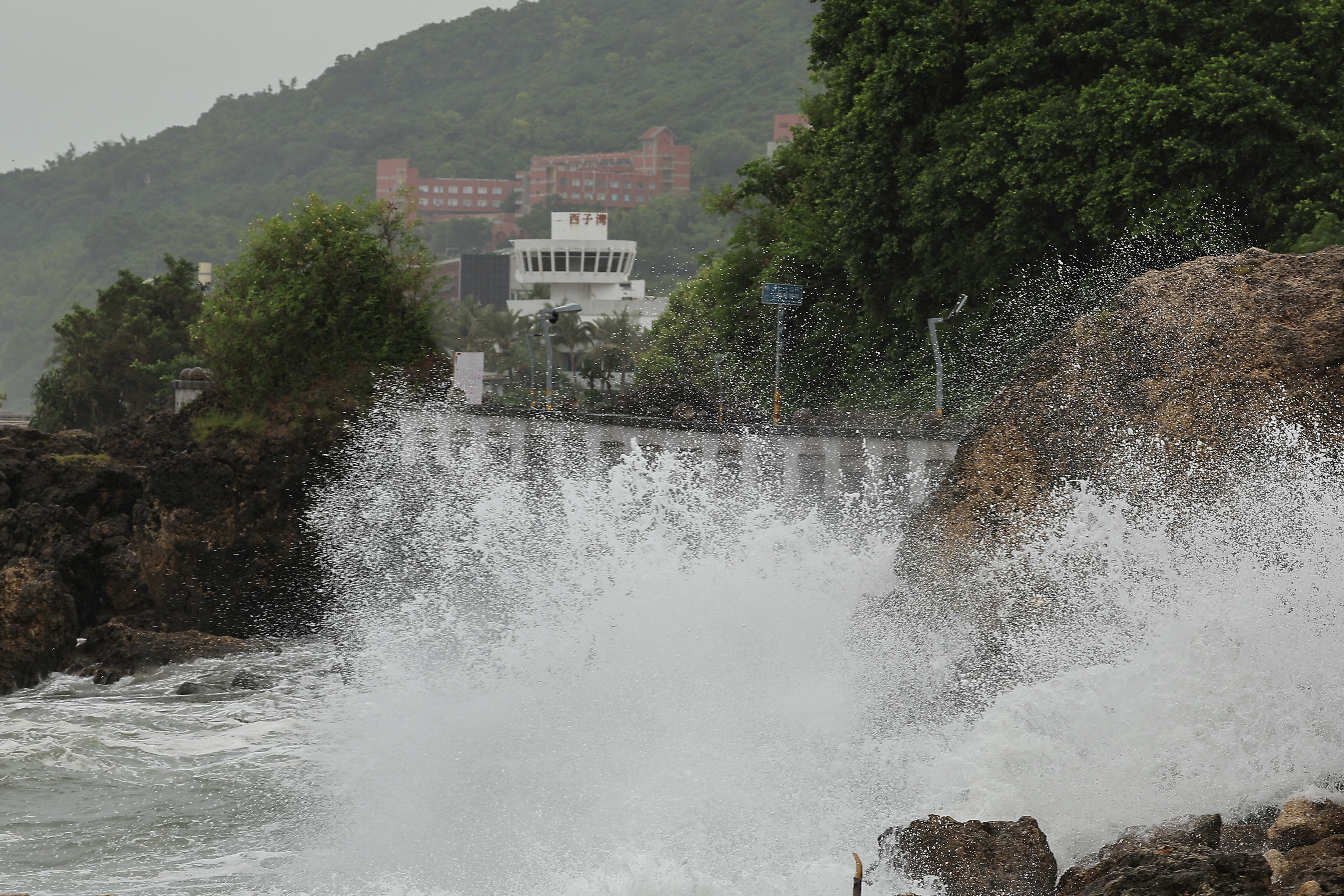 Taiwan refiners brace for super Typhoon Krathon as ports shut