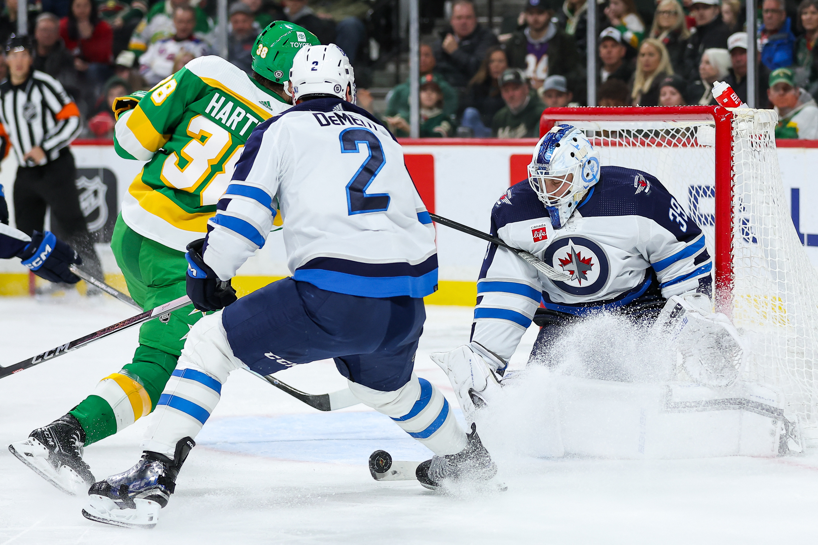 Jets spoil Wild G Marc-Andre Fleury's 1,000th NHL game | Reuters