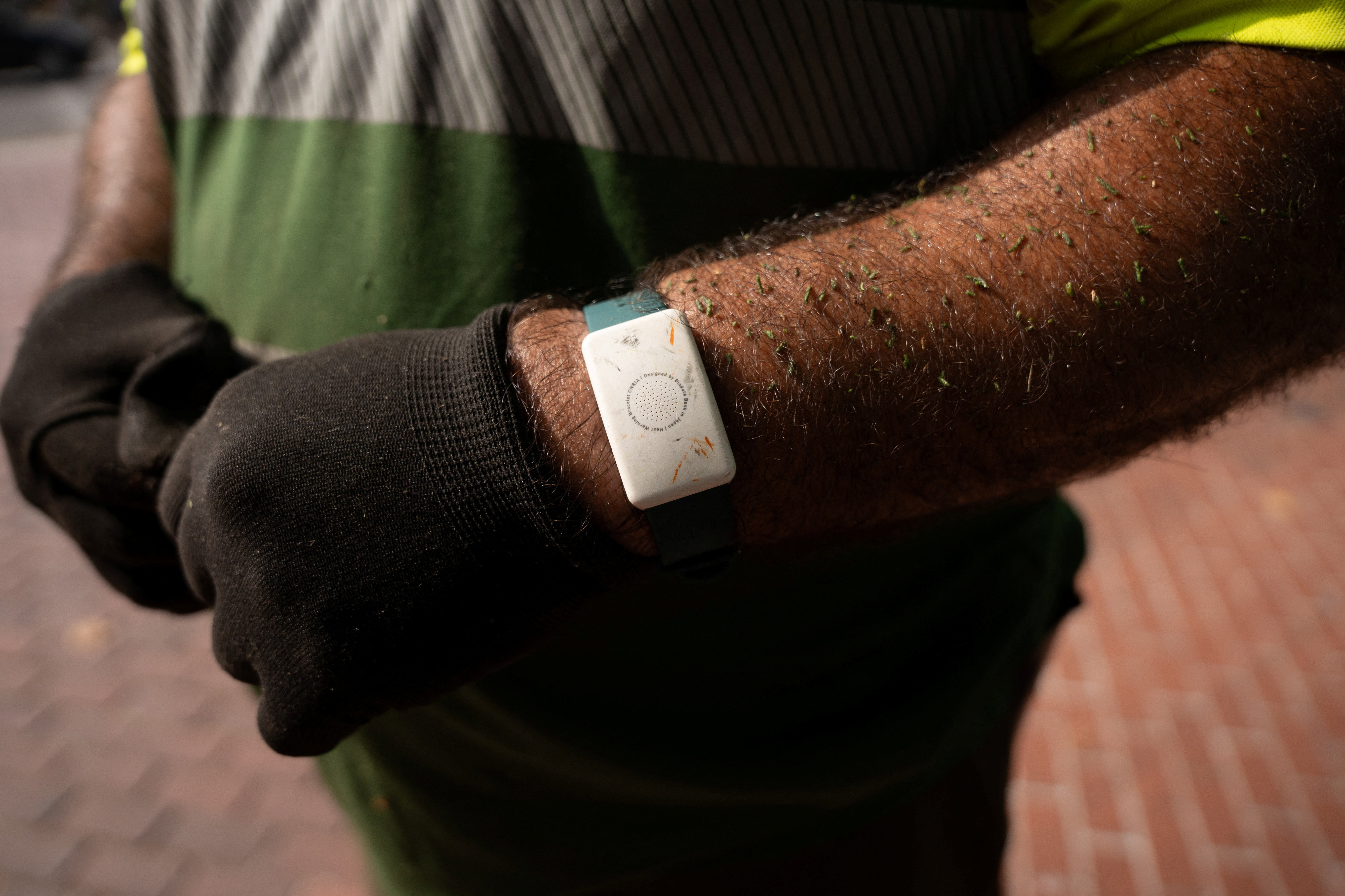 Barcelona introduces heat-monitoring bracelets for its outdoor