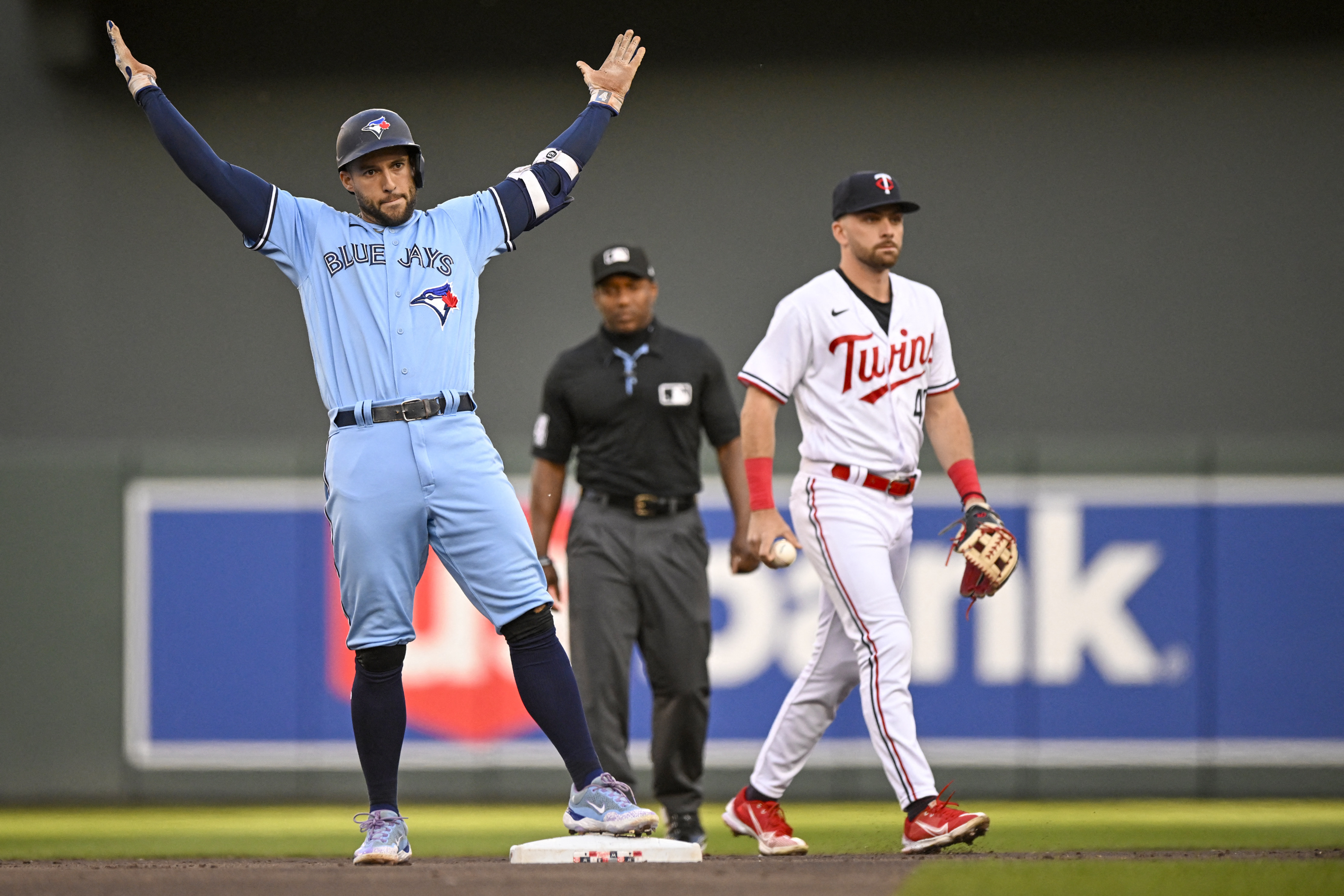 Bichette, Kiermaier homer to power Blue Jays past Twins for 2nd win in 9  games