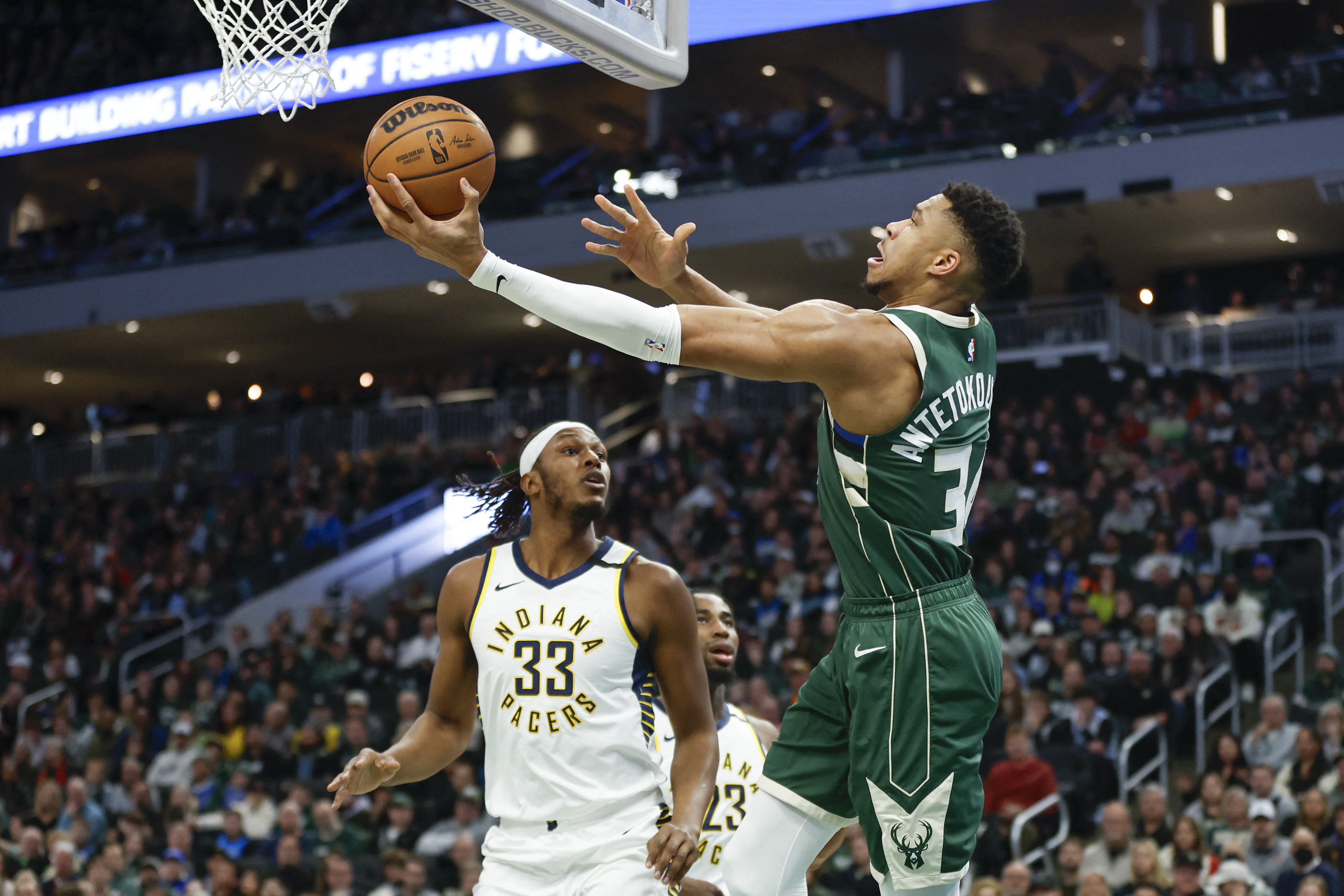 Pacers' backcourt shines in win over Bucks