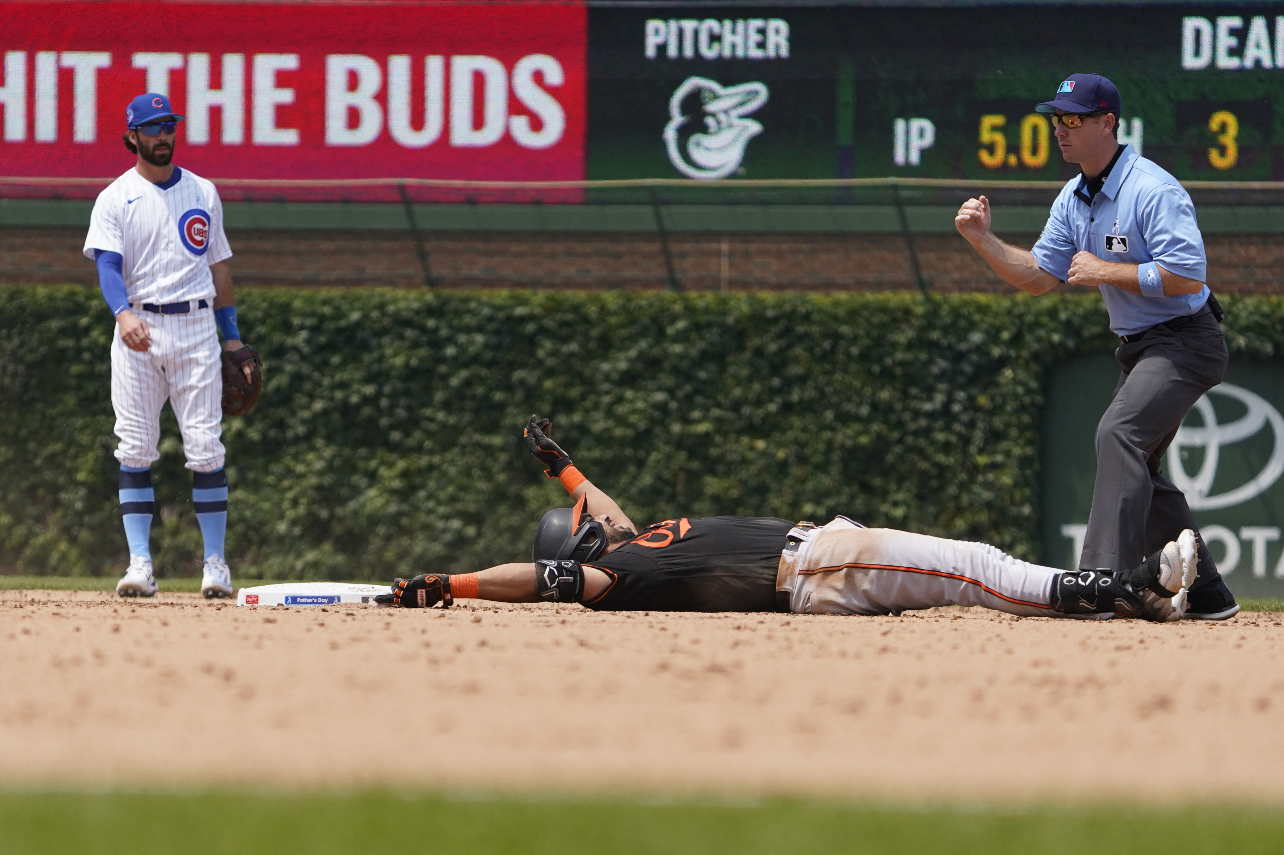 Orioles beat Cubs 7-1, extend winning streak to 10 games - WTOP News