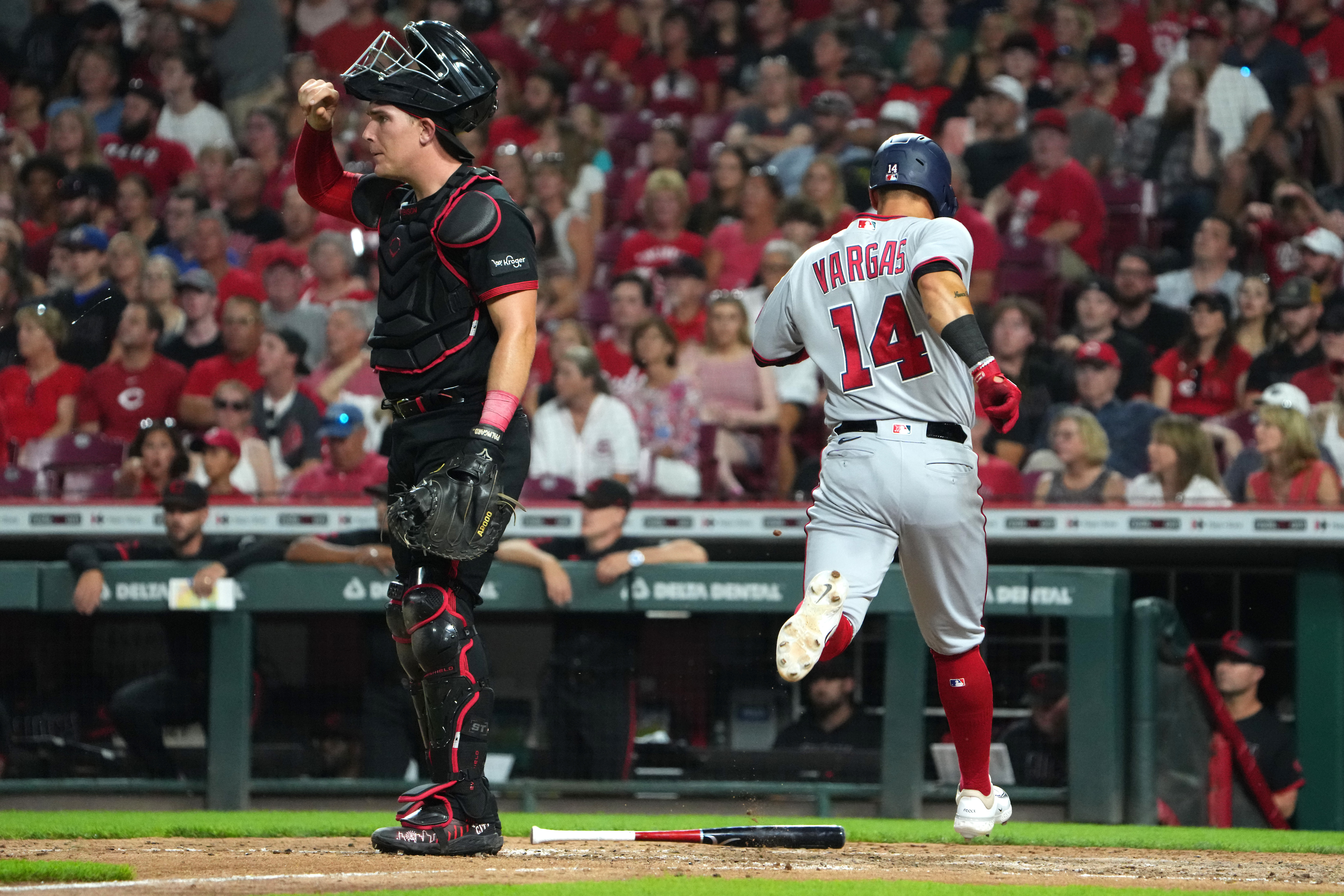 Lane Thomas slugs Nationals past Reds in 10 innings