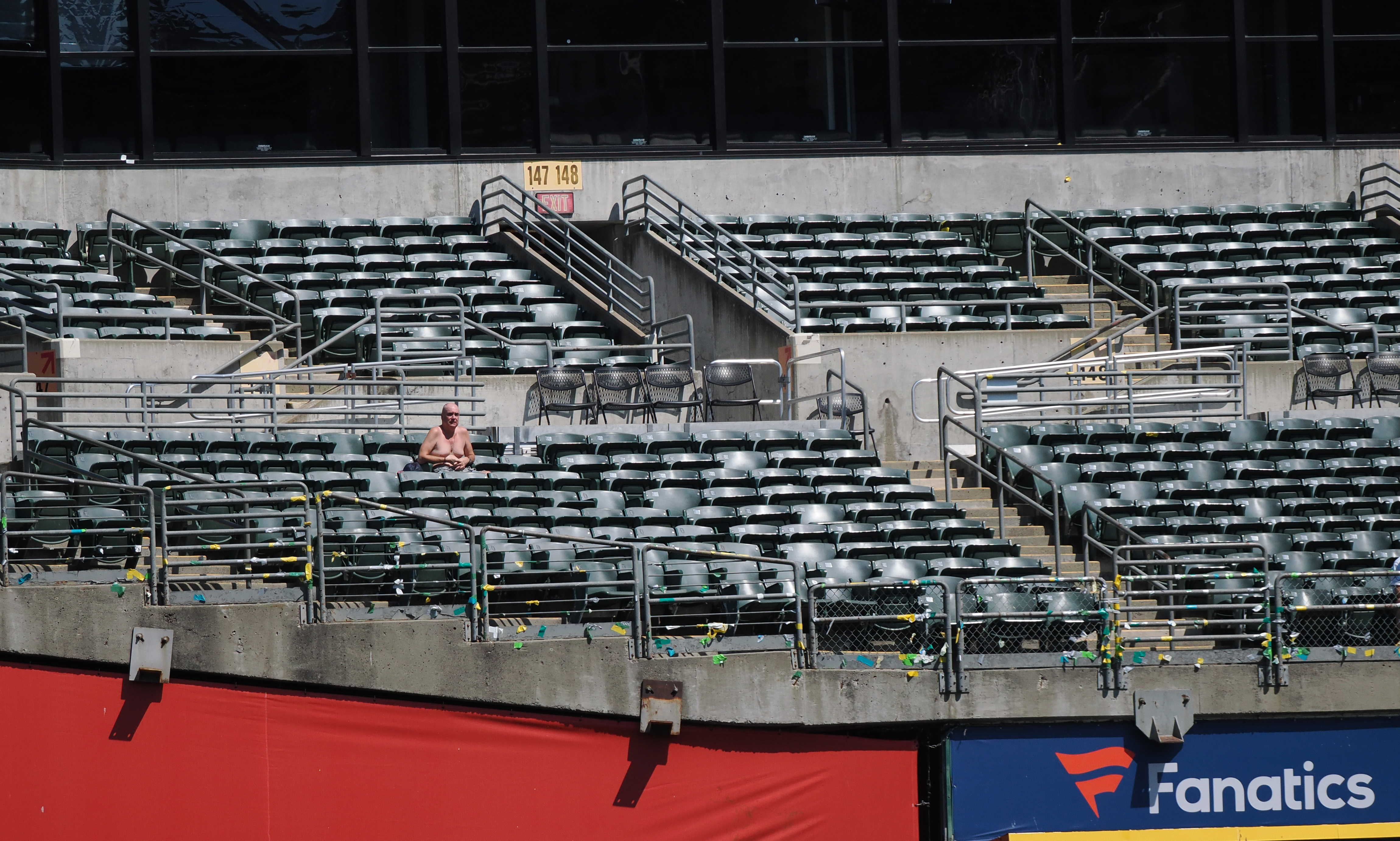 Braves to sell standing-room only tickets for SunTrust Park opener