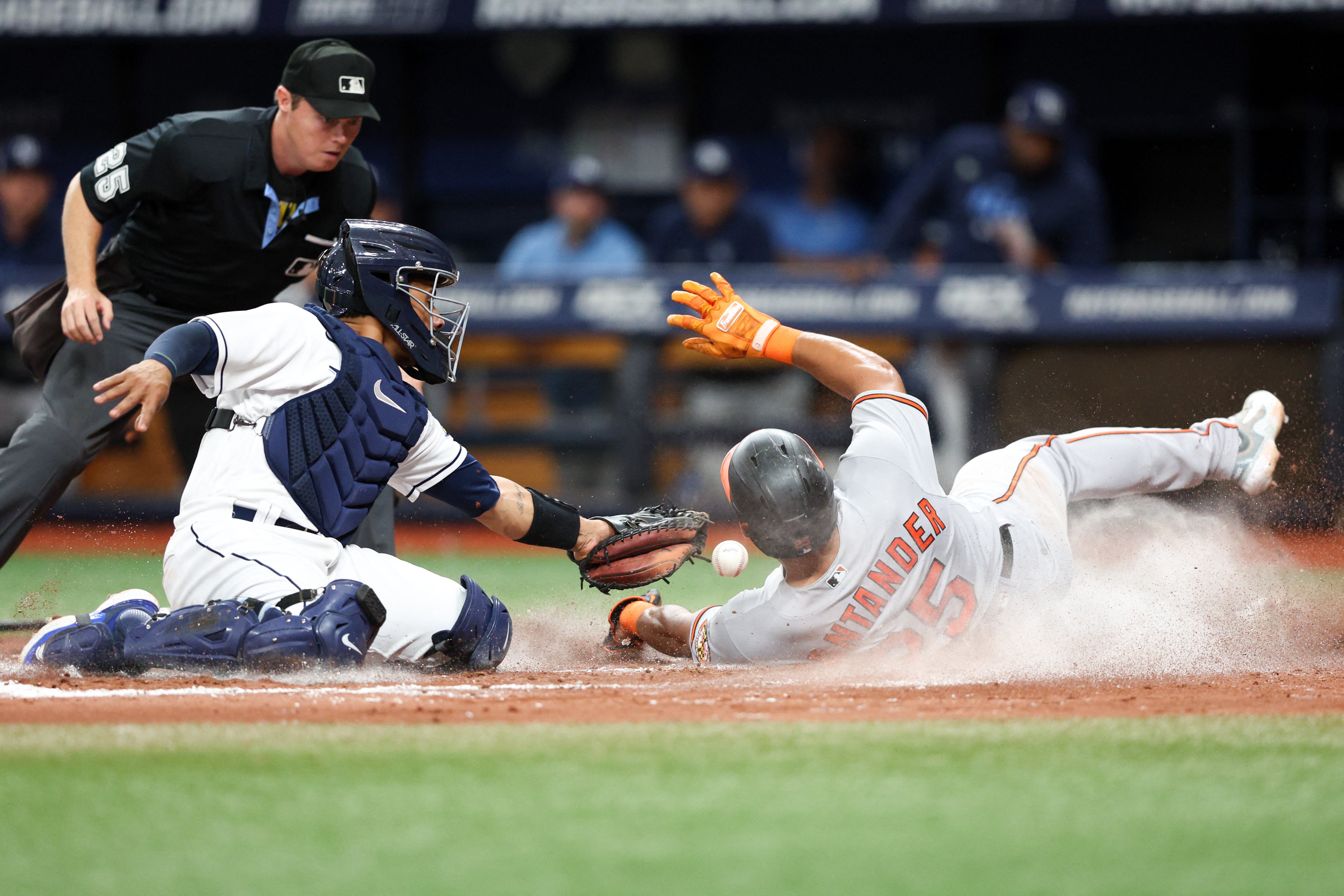 Baltimore Orioles move game up on Tampa in AL East