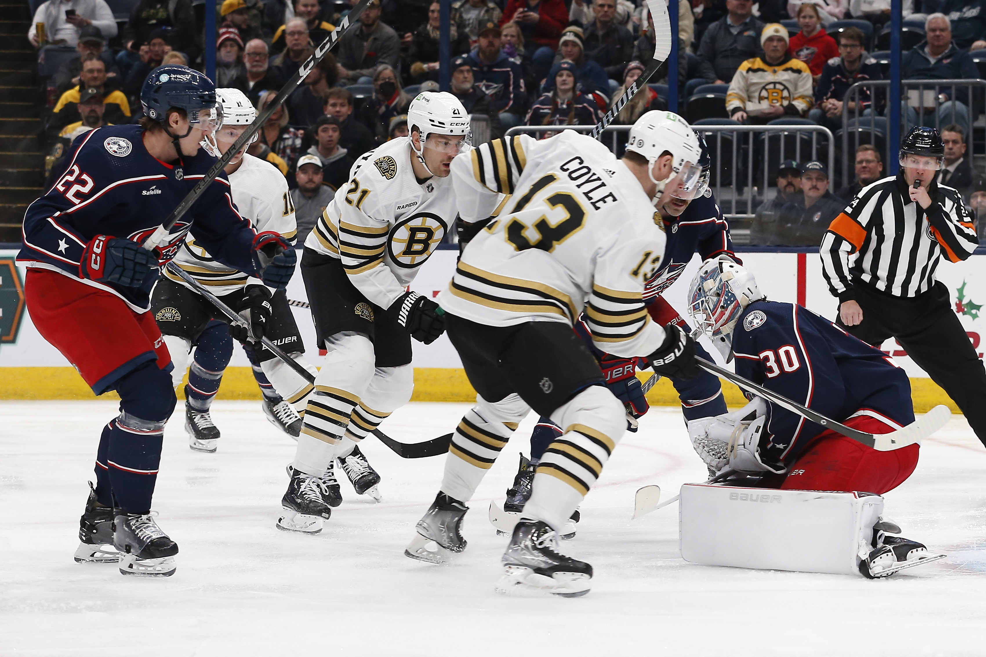 Surging Blue Jackets top suddenly slumping Bruins | Reuters