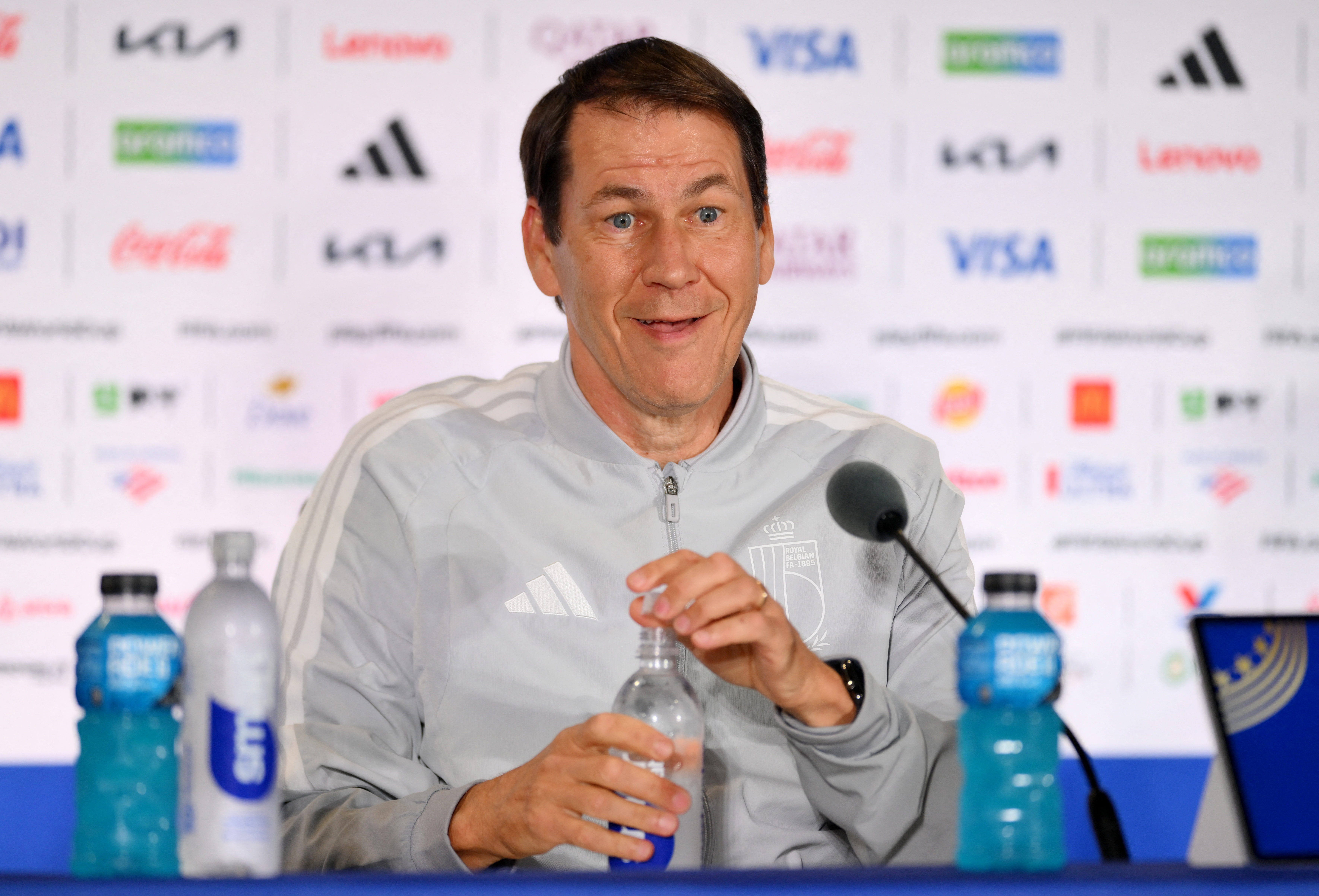 サッカー＝アーセナル、チェルシーからイングランド代表FWマドゥエケ 