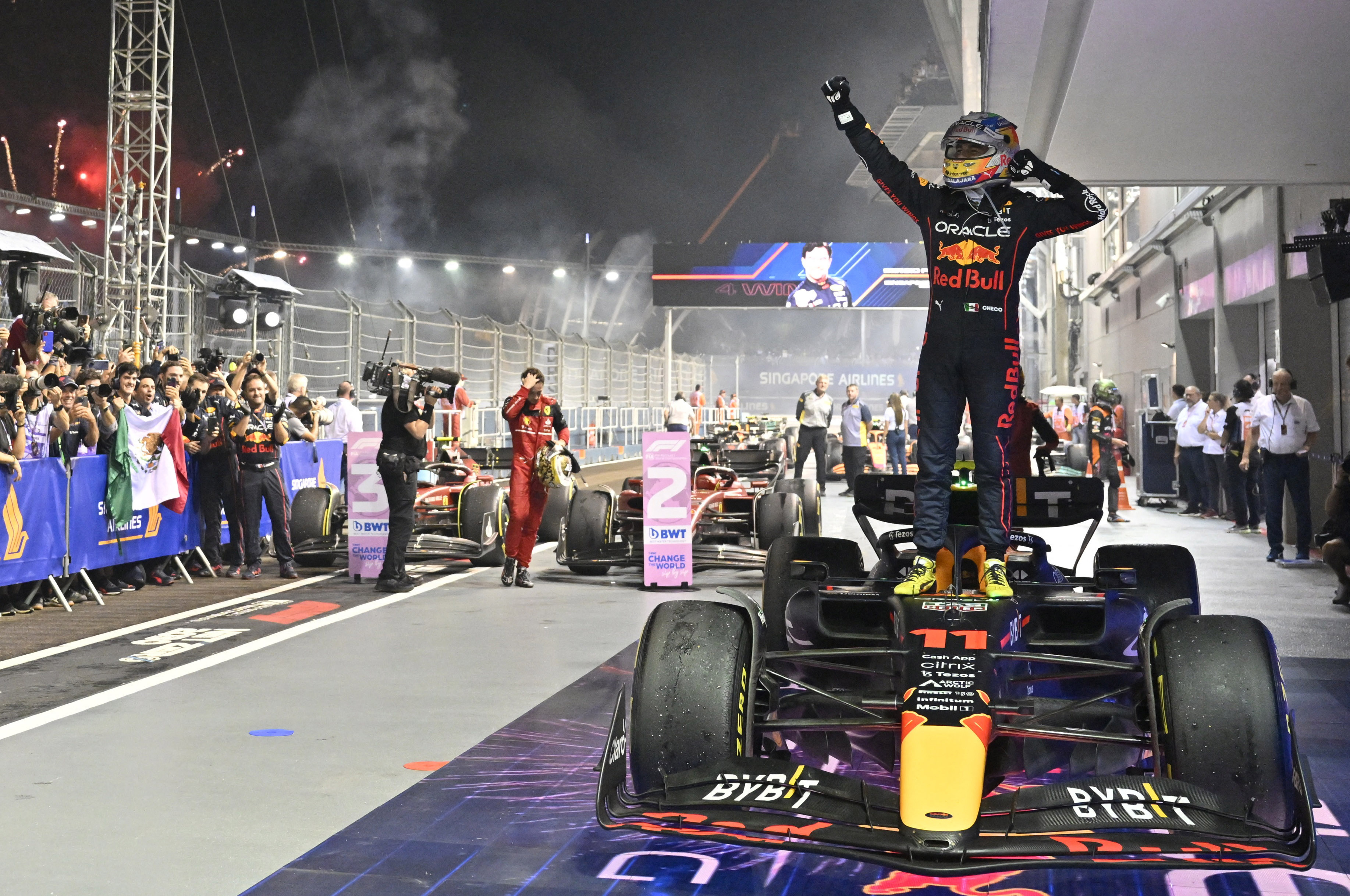 F1: com Red Bull em baixa, Ferrari fica na frente em Singapura